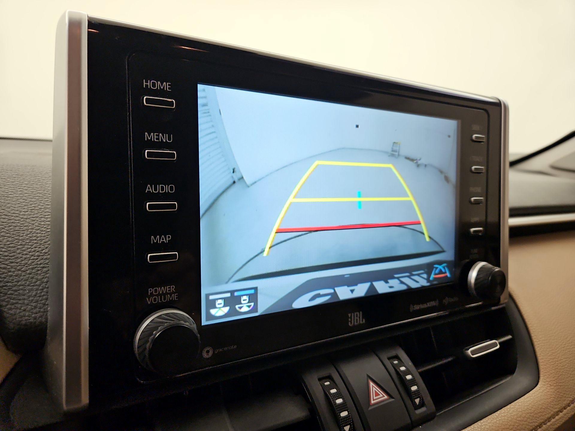 Thumbnail: 2021 Toyota RAV4 - 15