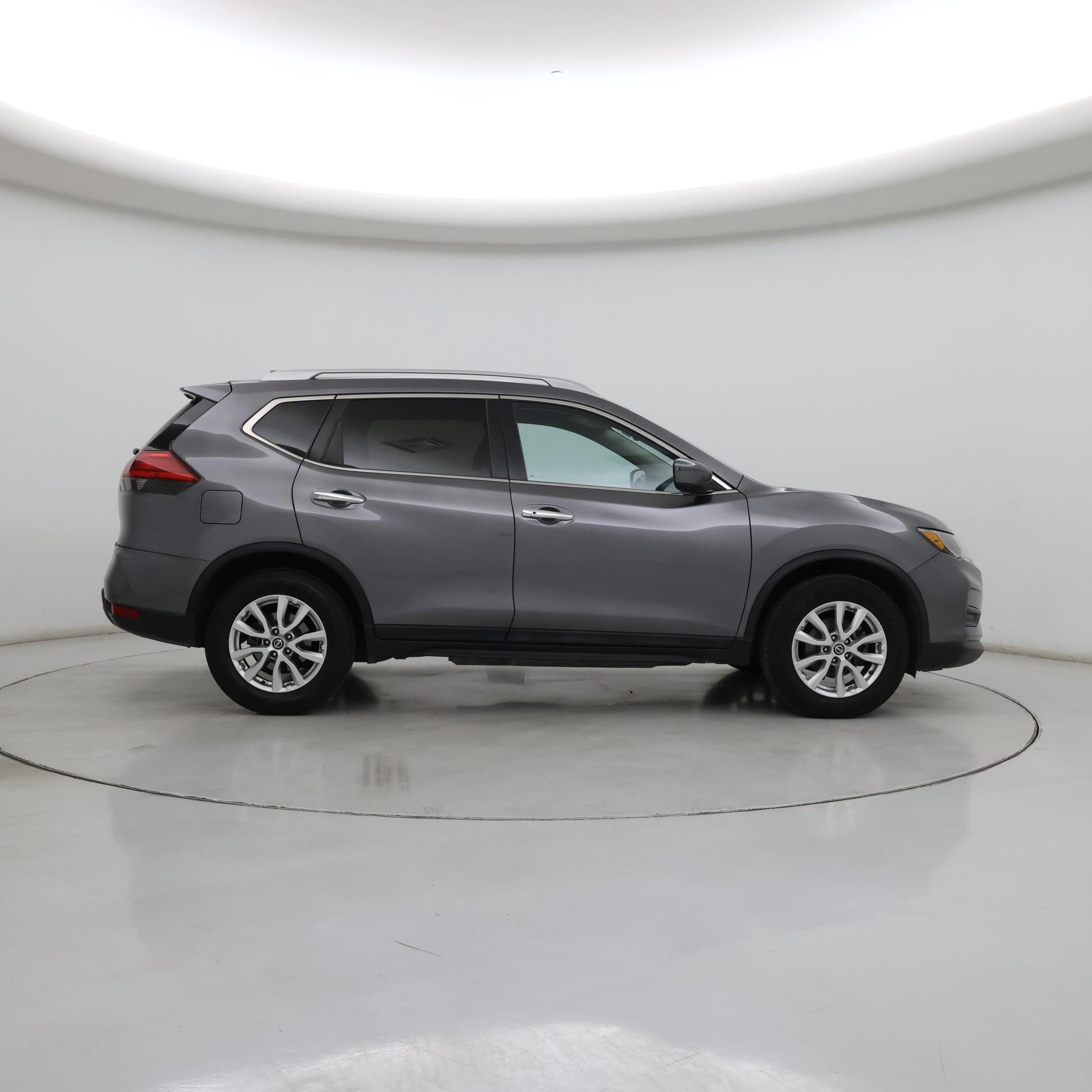 Thumbnail: 2017 Nissan Rogue - 7