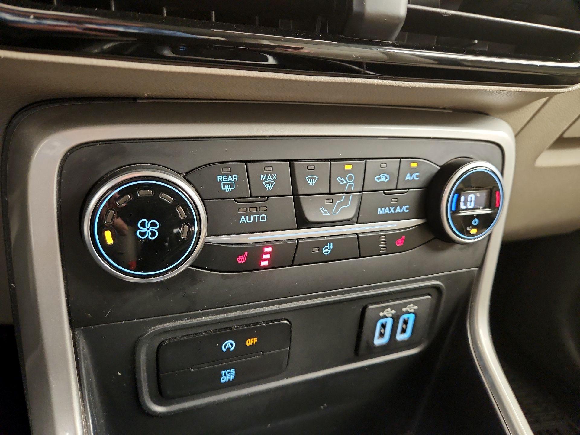 Thumbnail: 2020 Ford EcoSport - 16