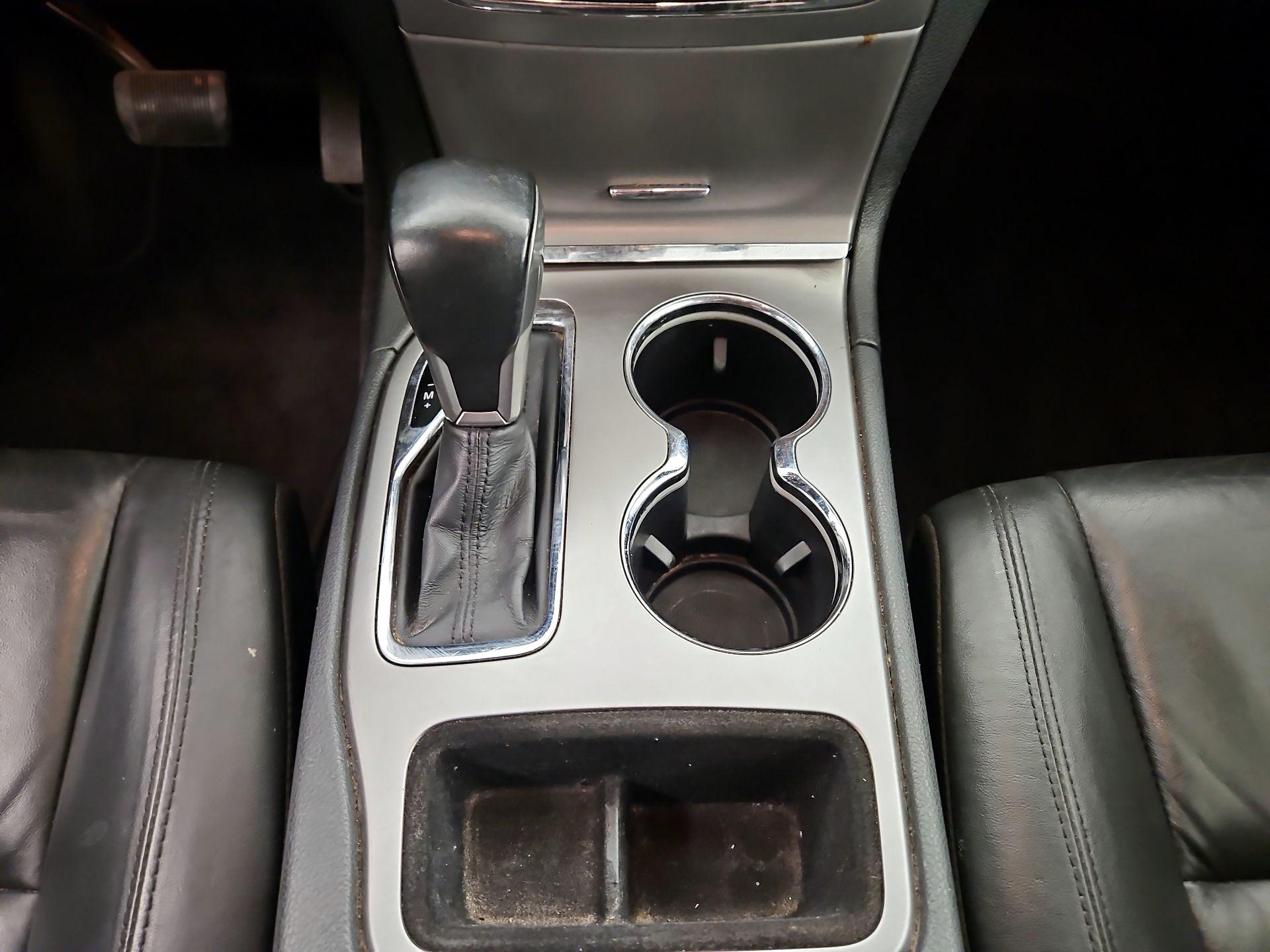 Thumbnail: 2018 Jeep Grand Cherokee - 17