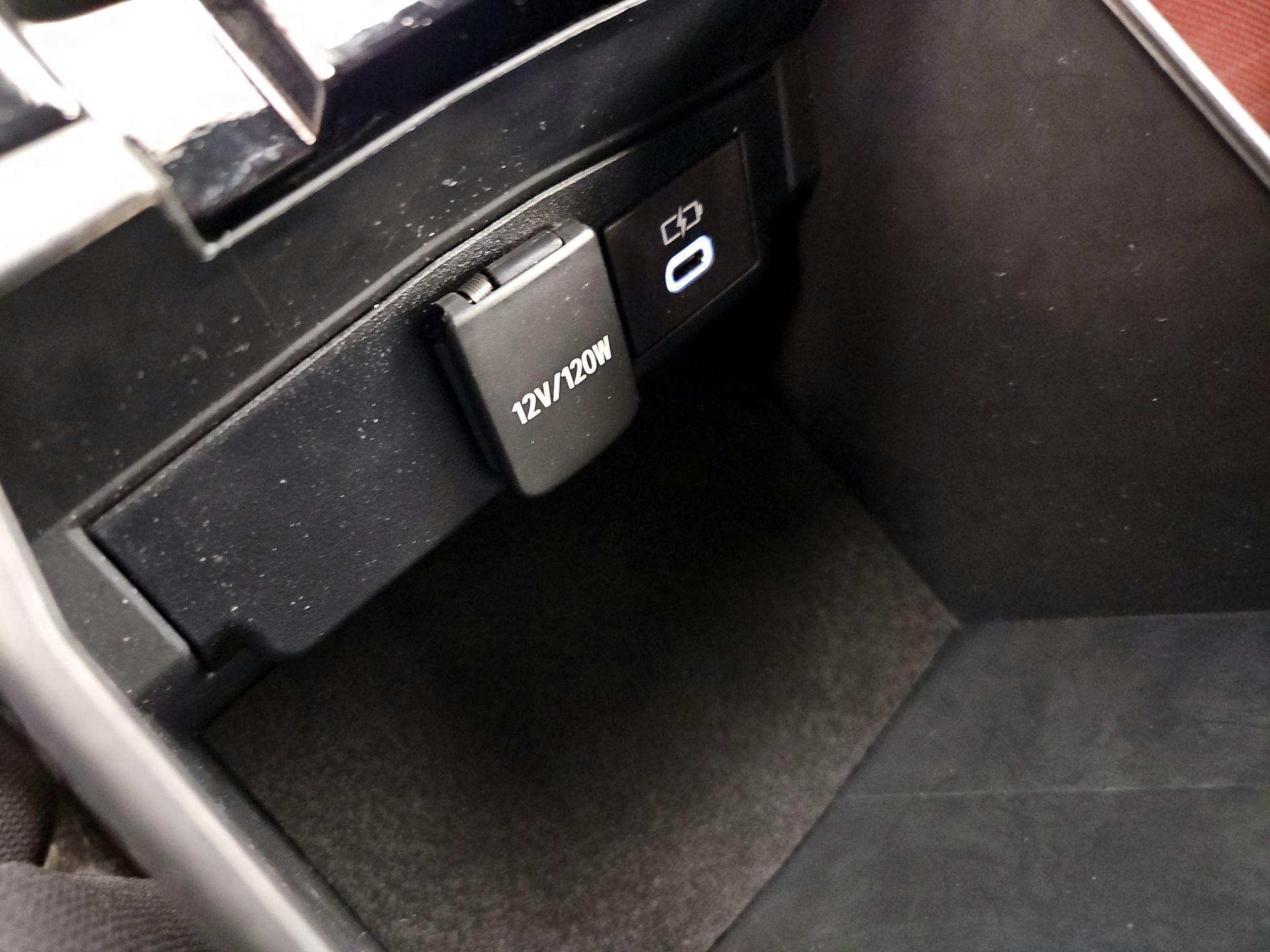 Thumbnail: 2024 Toyota Corolla - 18