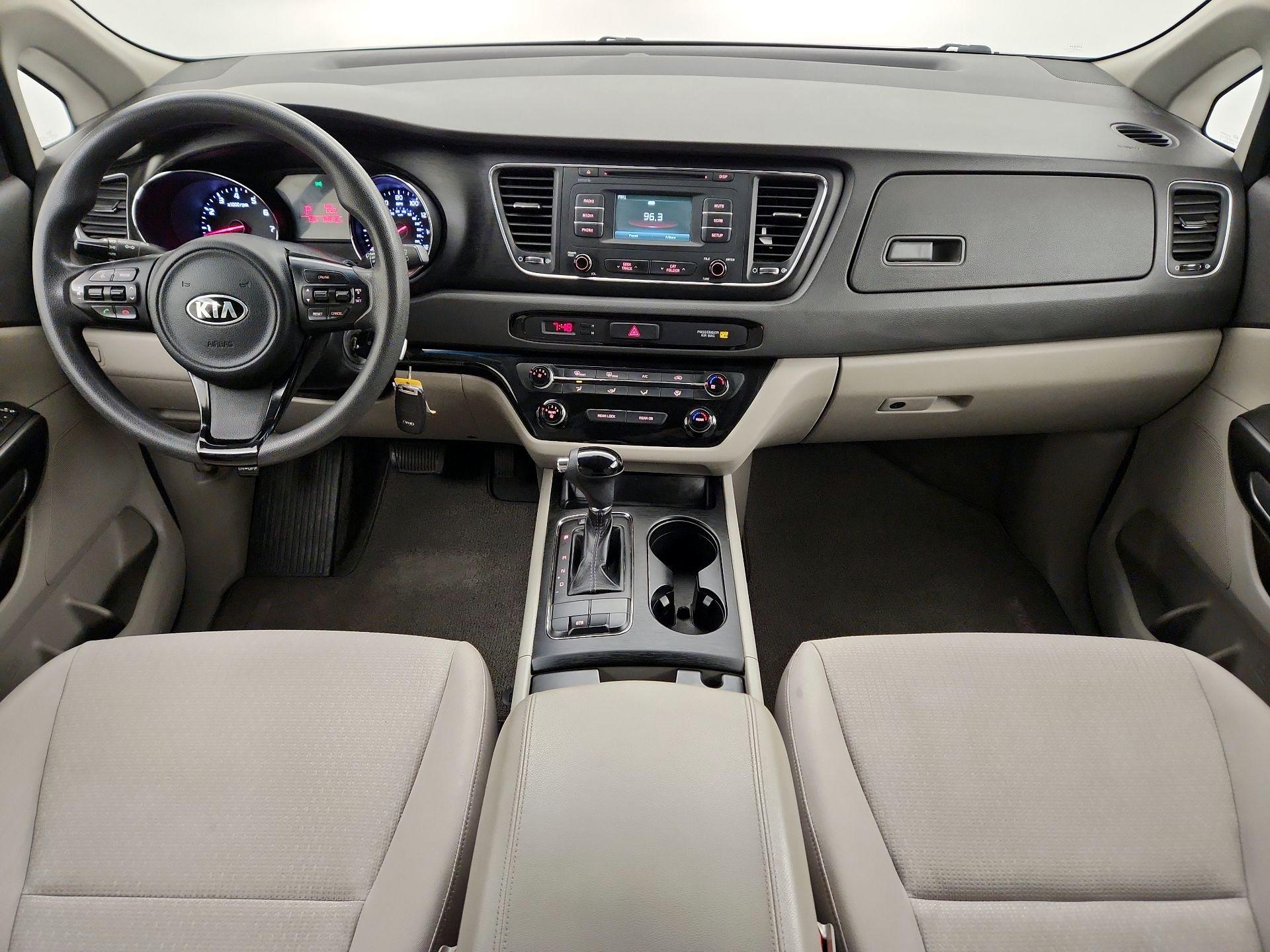 Thumbnail: 2016 Kia Sedona - 9