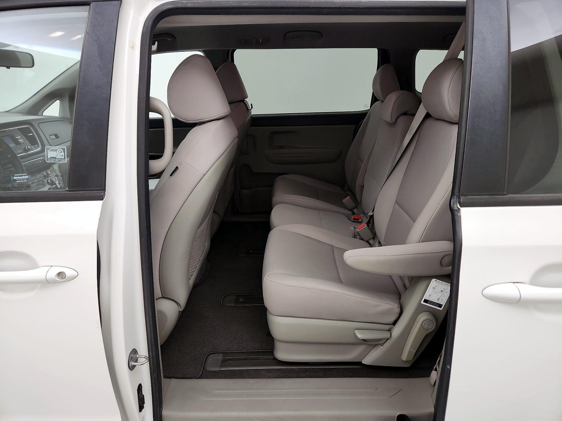 Thumbnail: 2016 Kia Sedona - 19