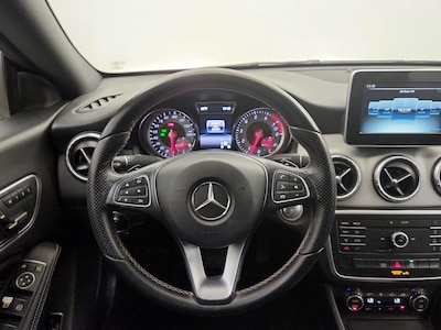 Steering Wheel & Instrument Cluster (On)