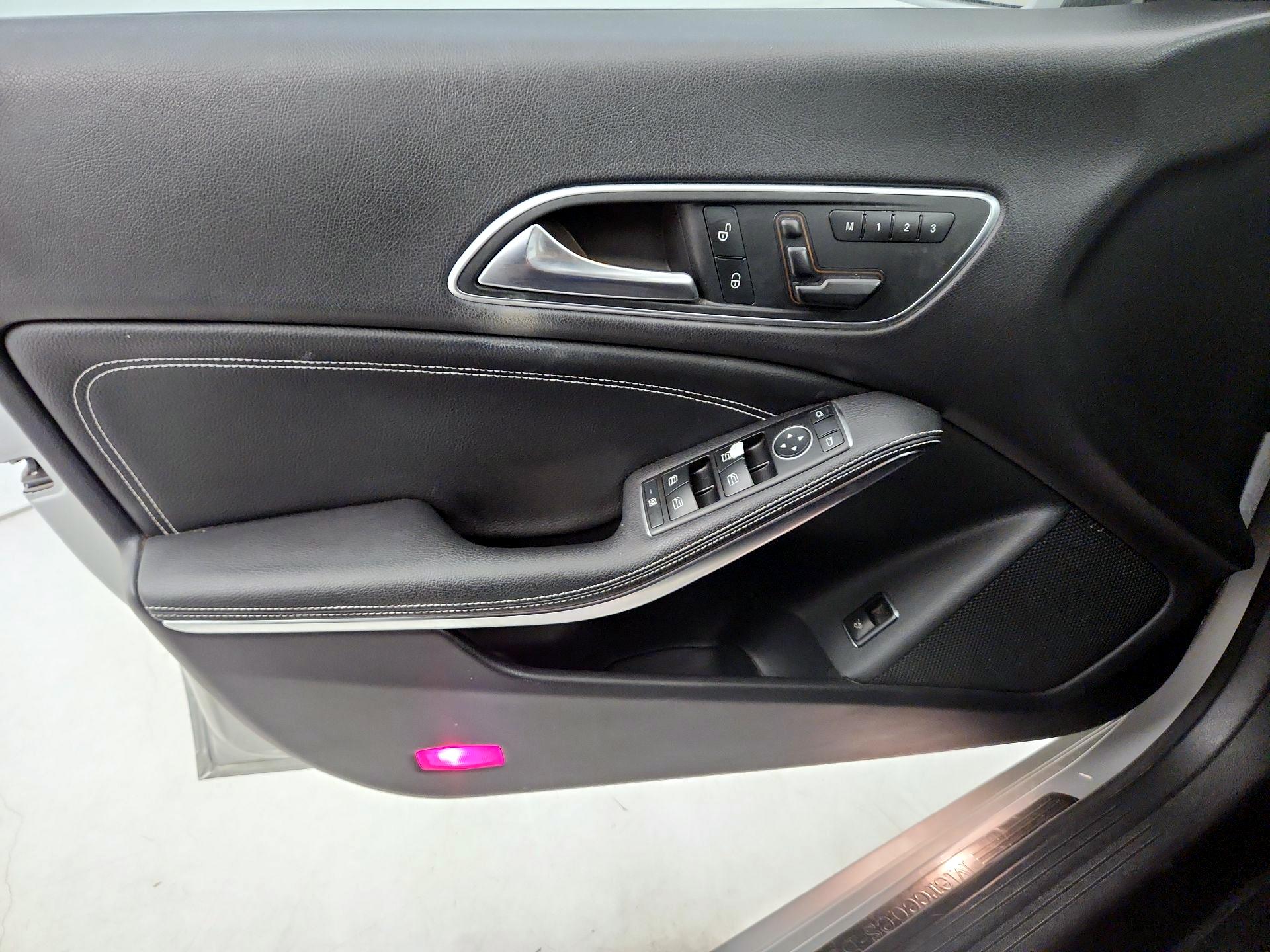 Thumbnail: 2016 Mercedes-Benz CLA - 12