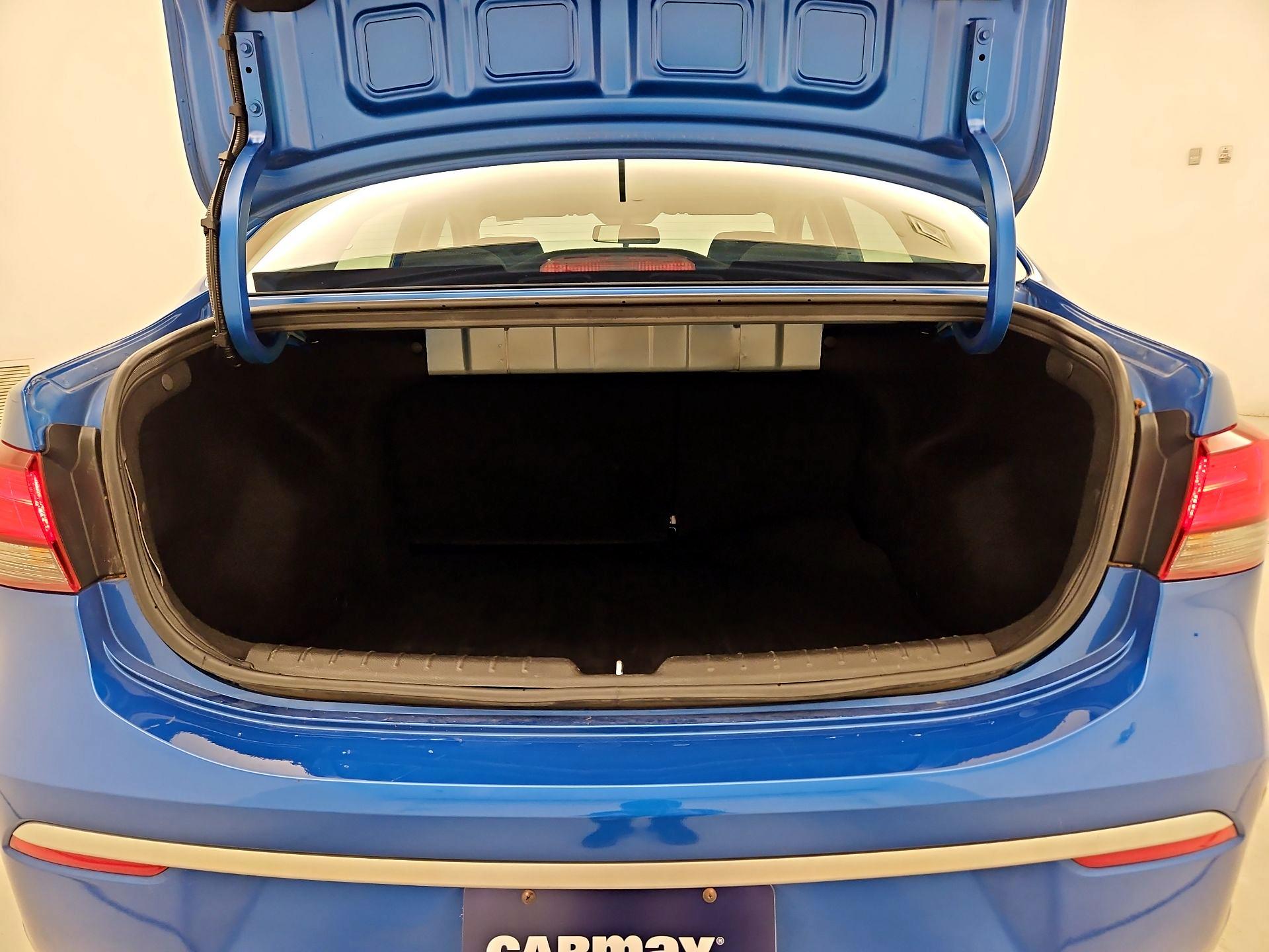 Thumbnail: 2023 Kia Rio - 20