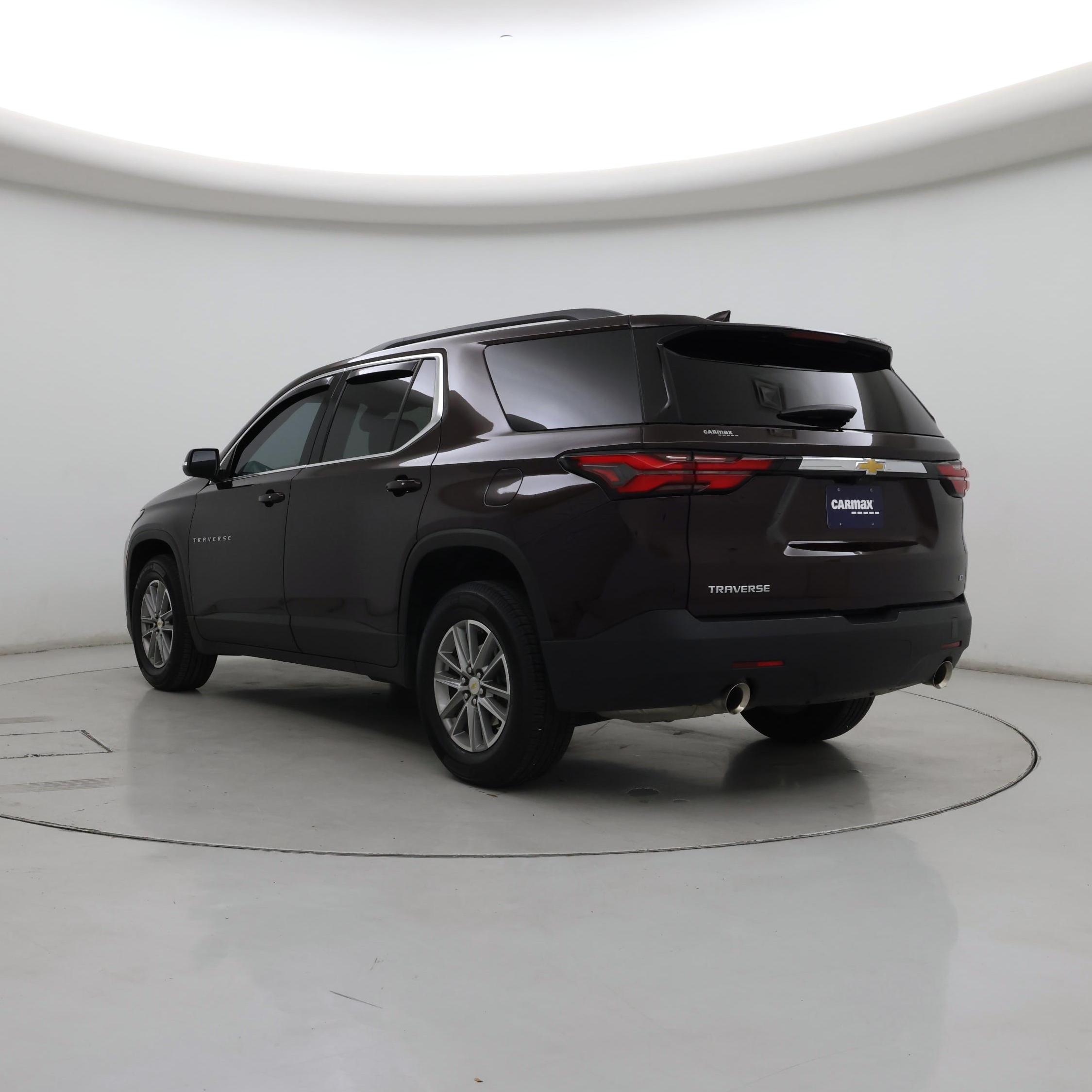 Thumbnail: 2023 Chevrolet Traverse - 2