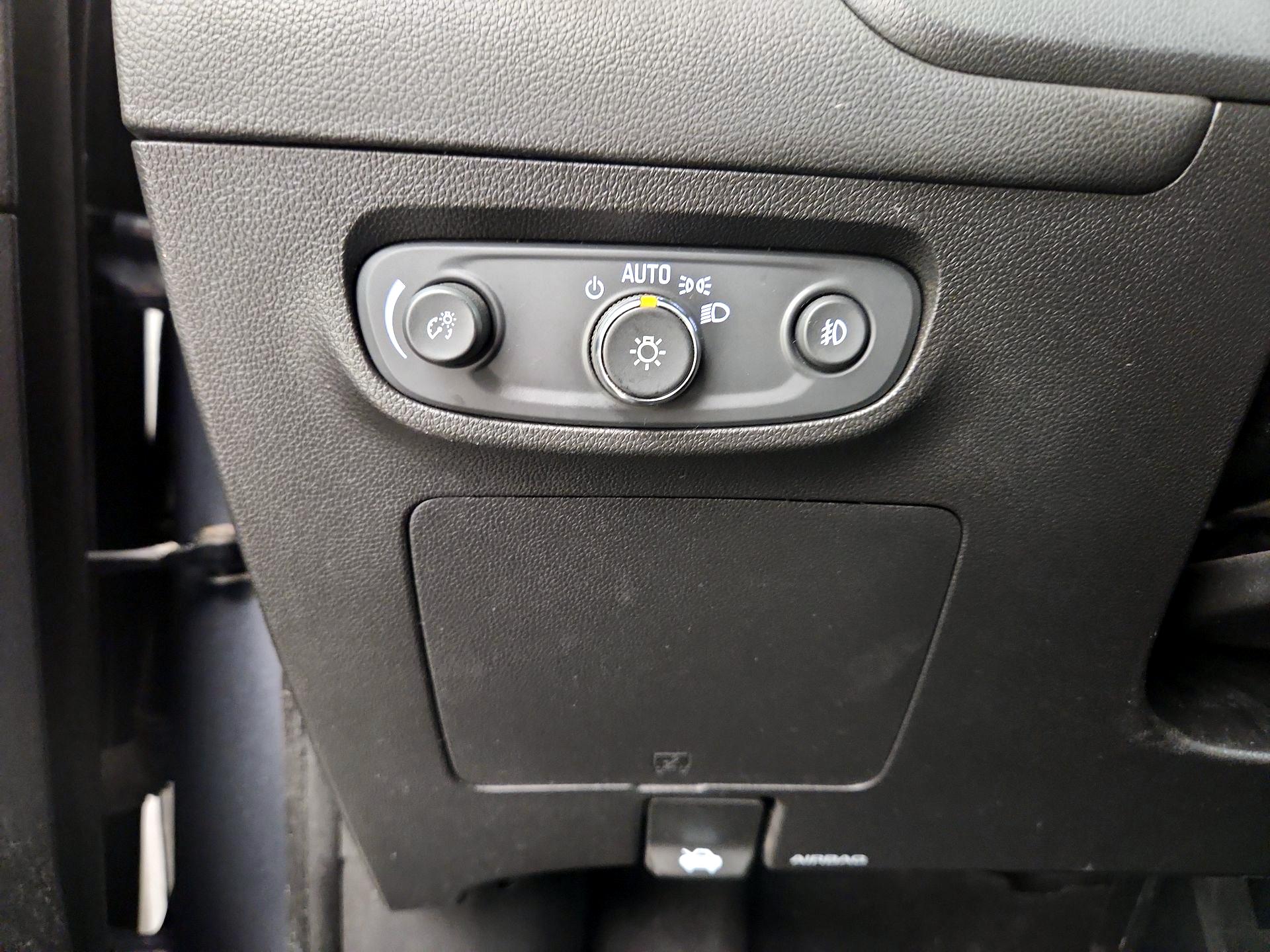 Thumbnail: 2022 Buick Encore GX - 13