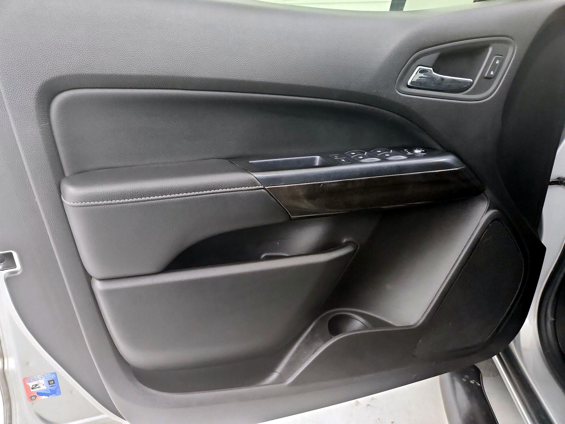 Thumbnail: 2017 GMC Canyon - 12