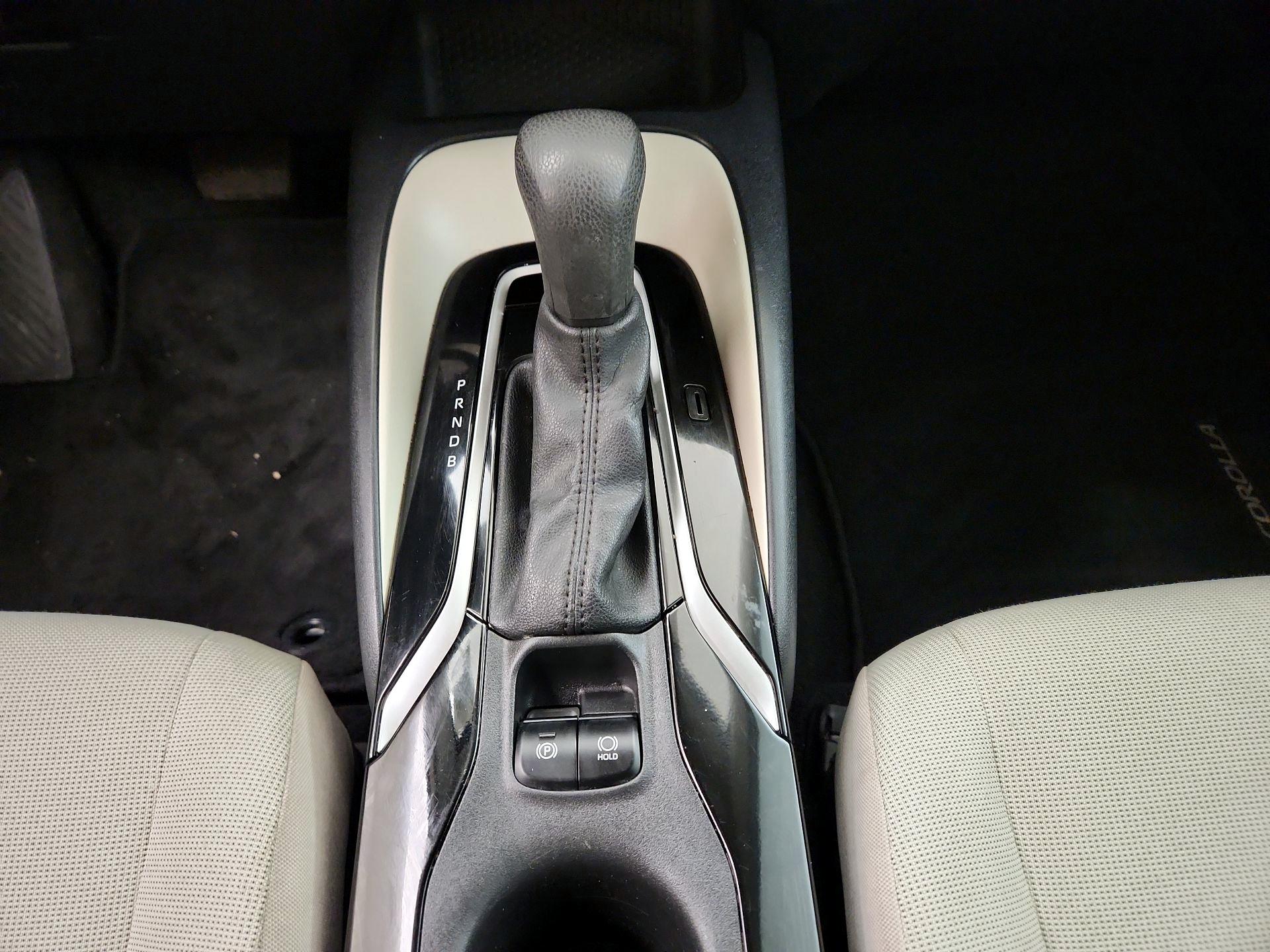 Thumbnail: 2022 Toyota Corolla - 17