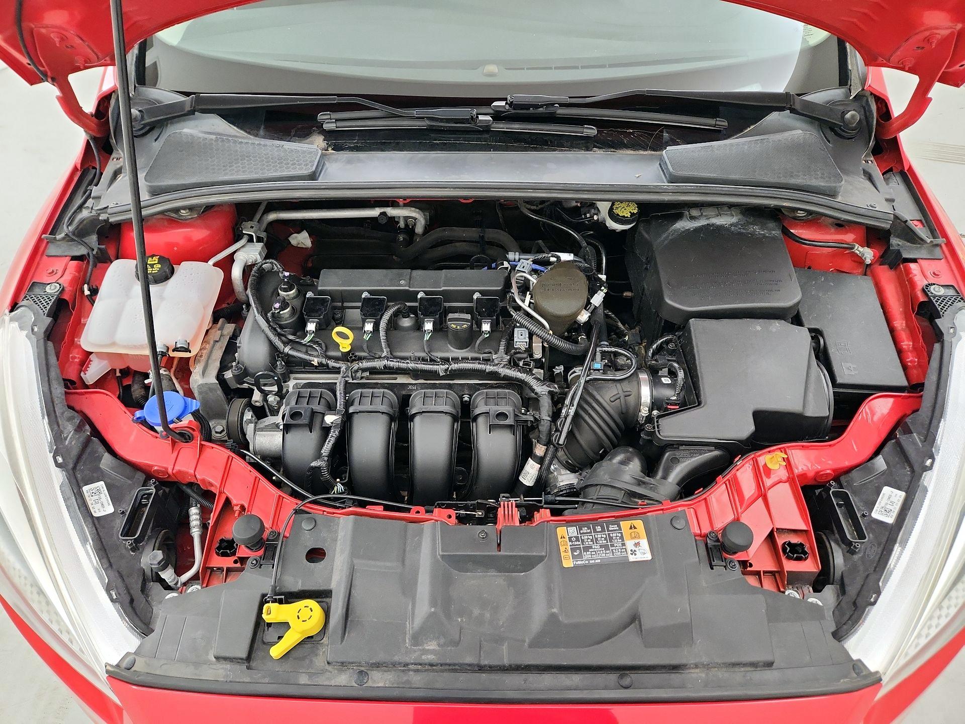 Thumbnail: 2016 Ford Focus - 20