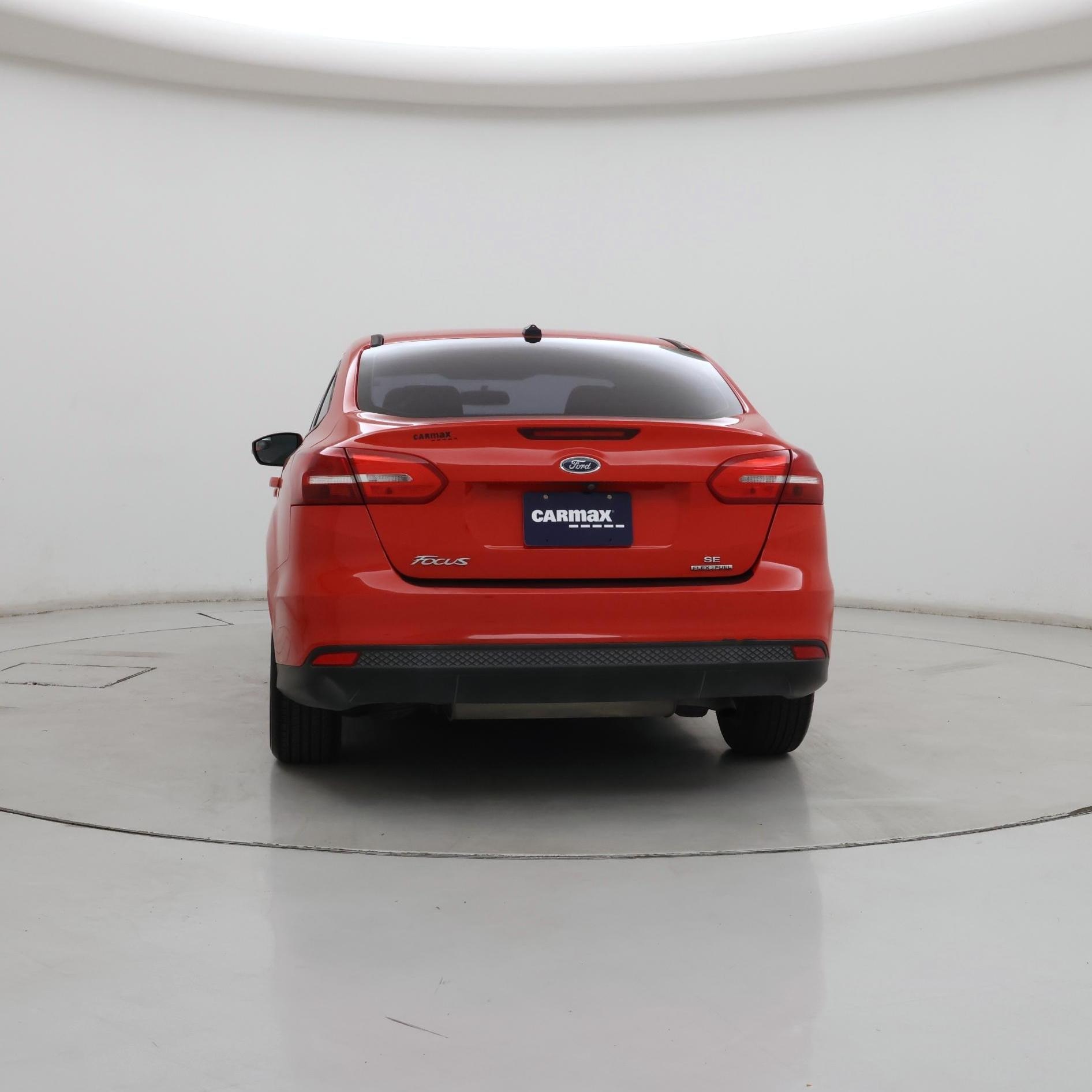 Thumbnail: 2016 Ford Focus - 6