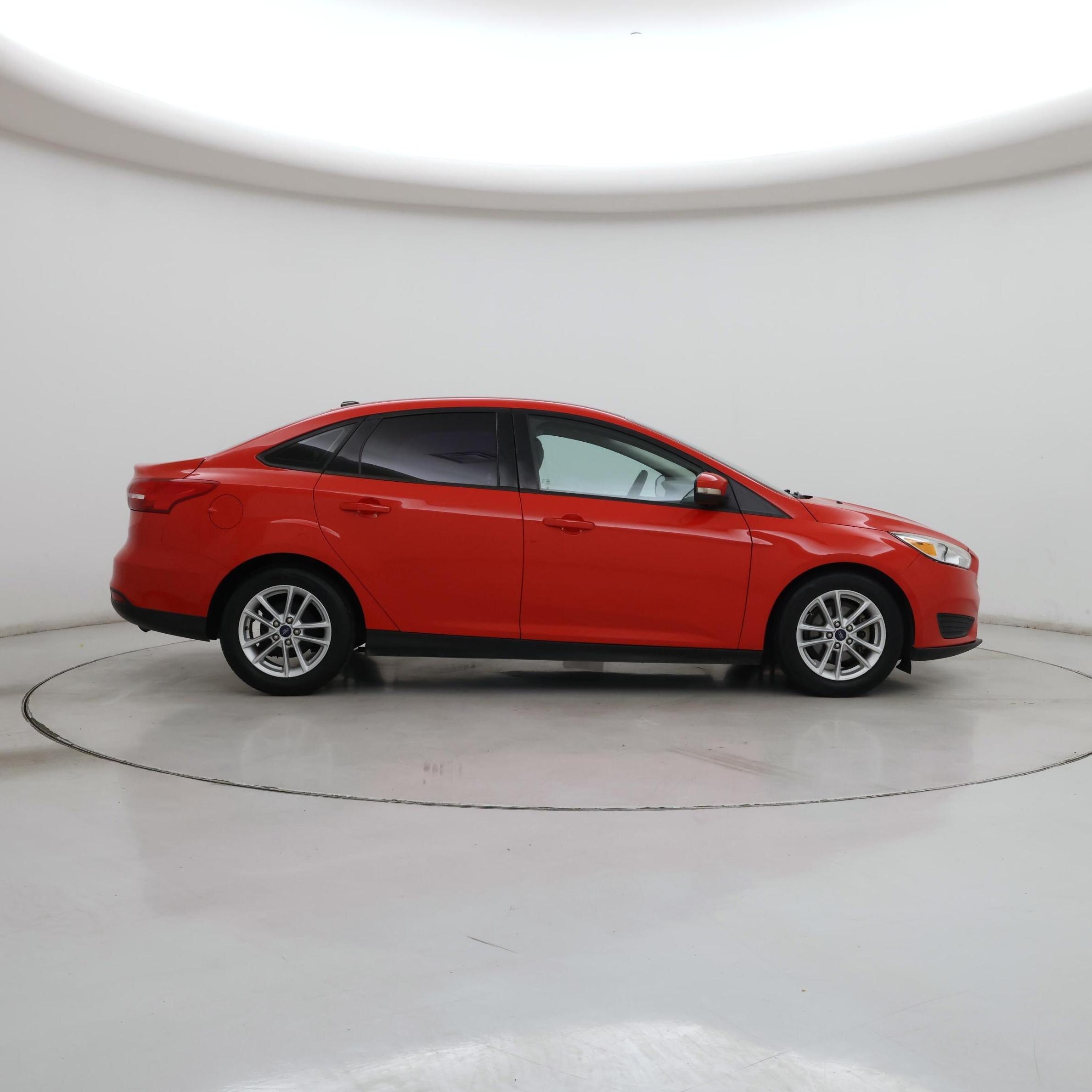 Thumbnail: 2016 Ford Focus - 7