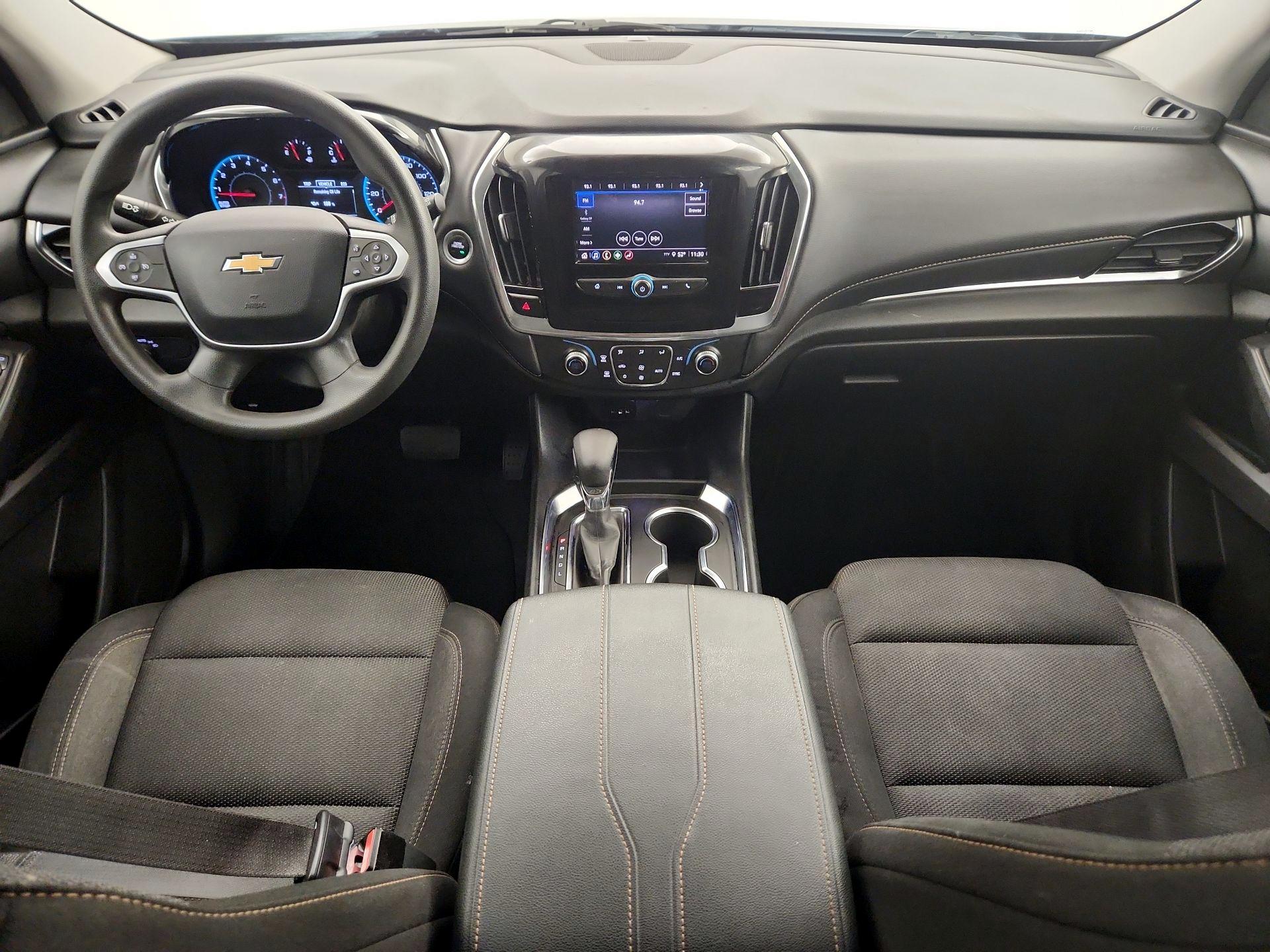 Thumbnail: 2021 Chevrolet Traverse - 9