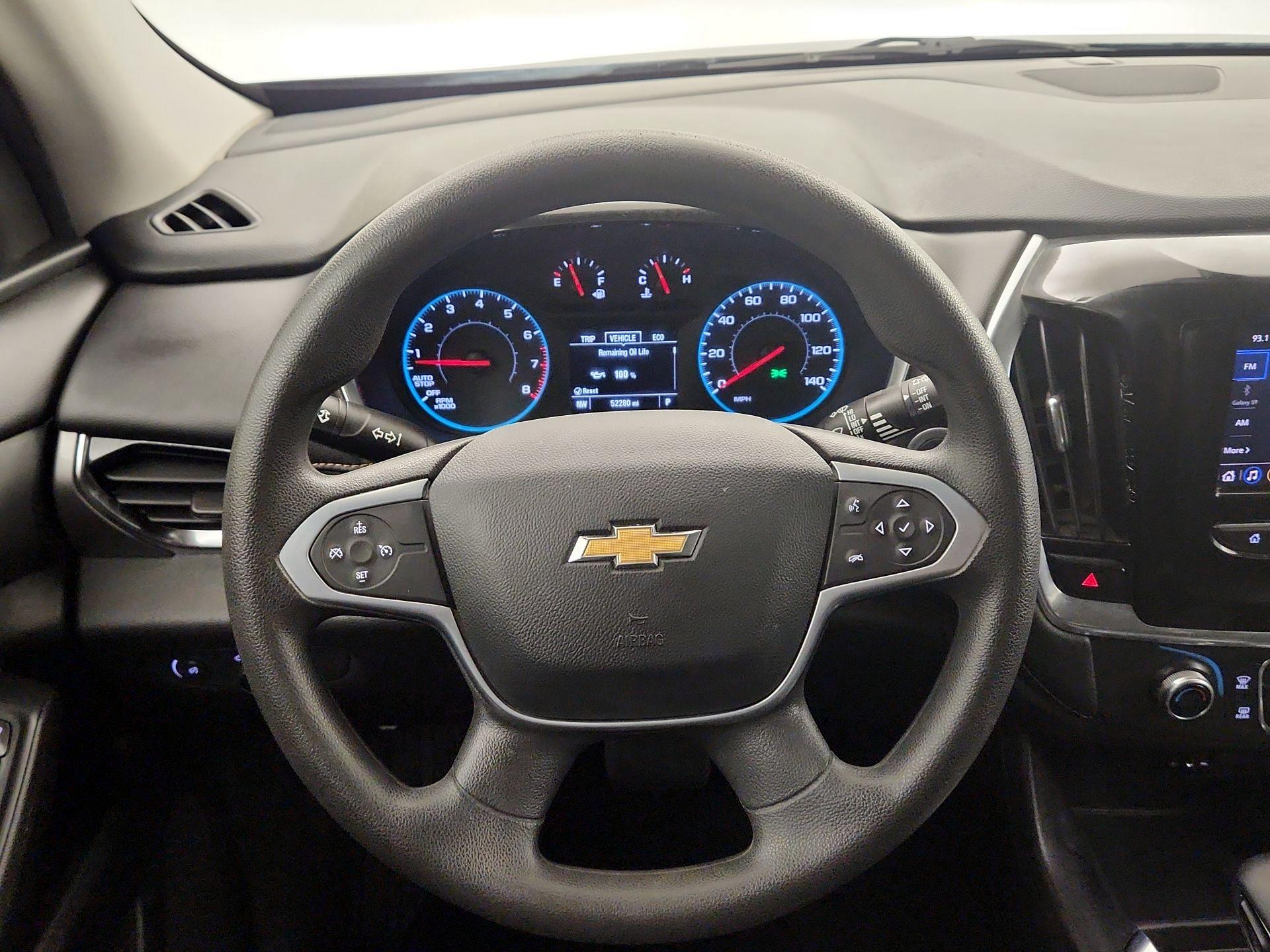 Thumbnail: 2021 Chevrolet Traverse - 10