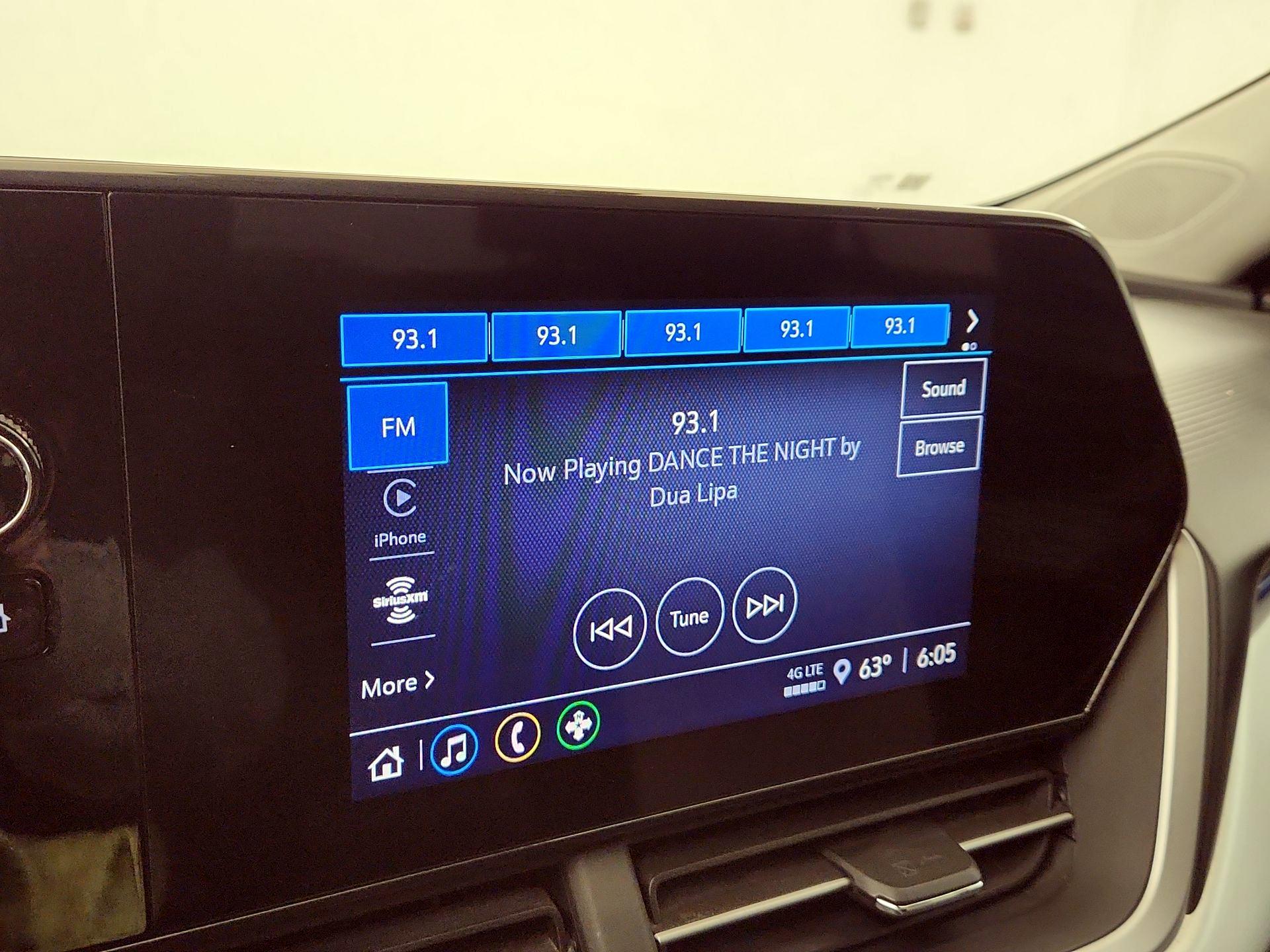 Thumbnail: 2024 Chevrolet Trax - 15