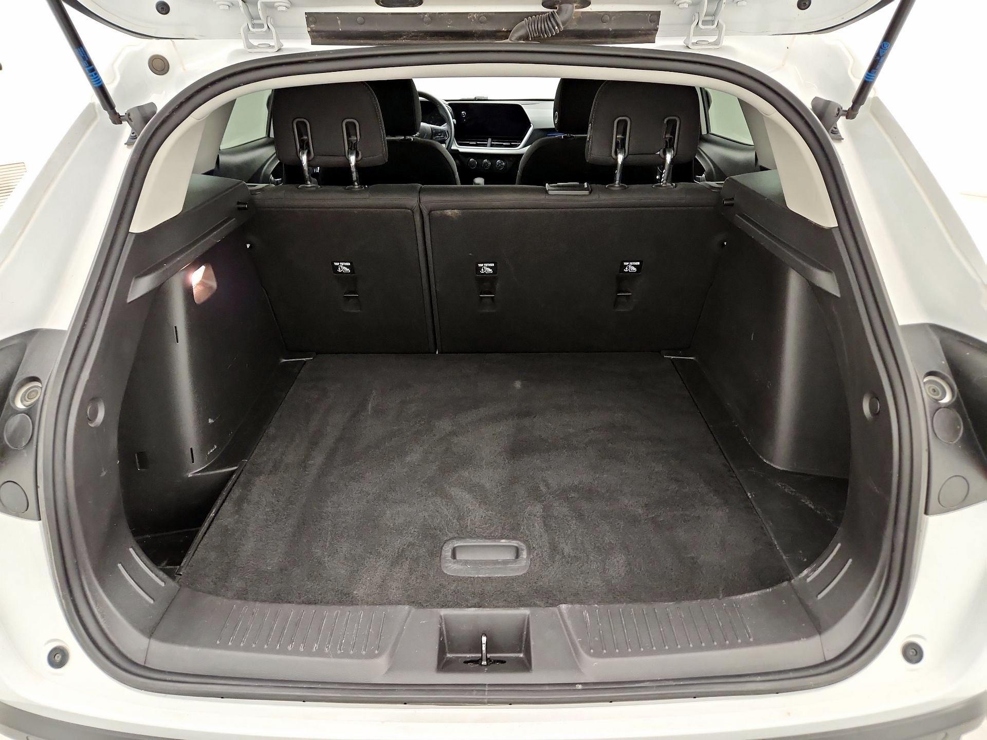 Thumbnail: 2024 Chevrolet Trax - 20