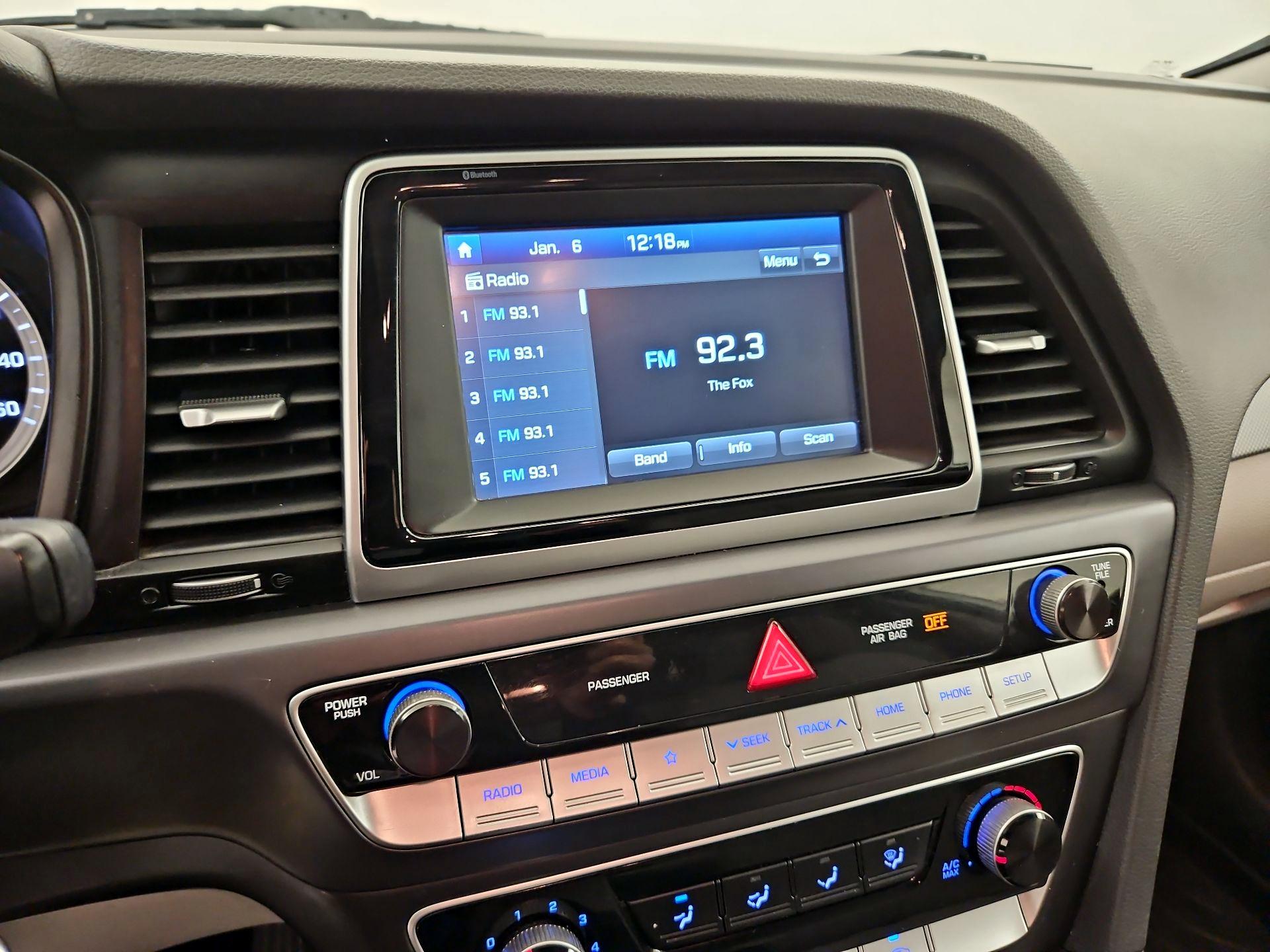 Thumbnail: 2019 Hyundai Sonata - 15