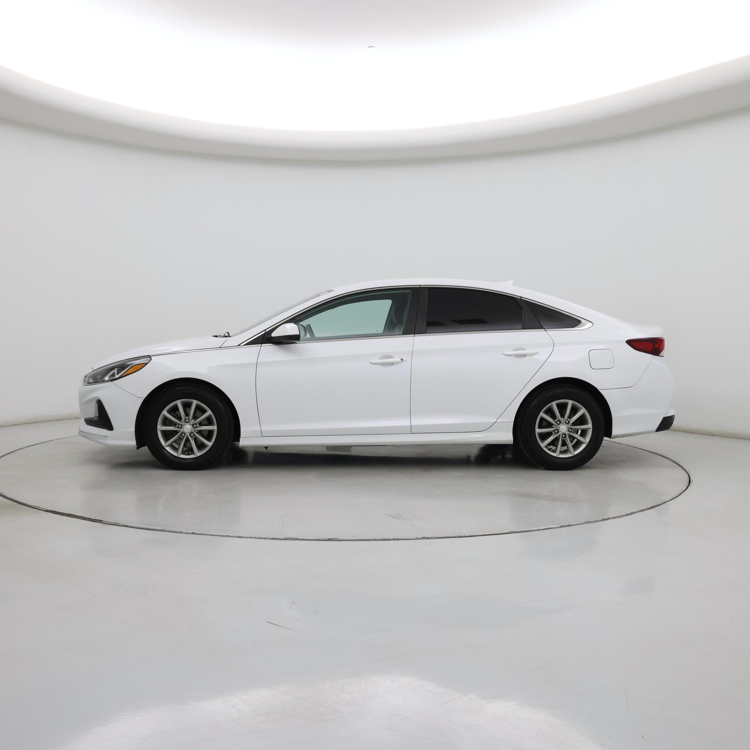 Thumbnail: 2019 Hyundai Sonata - 3