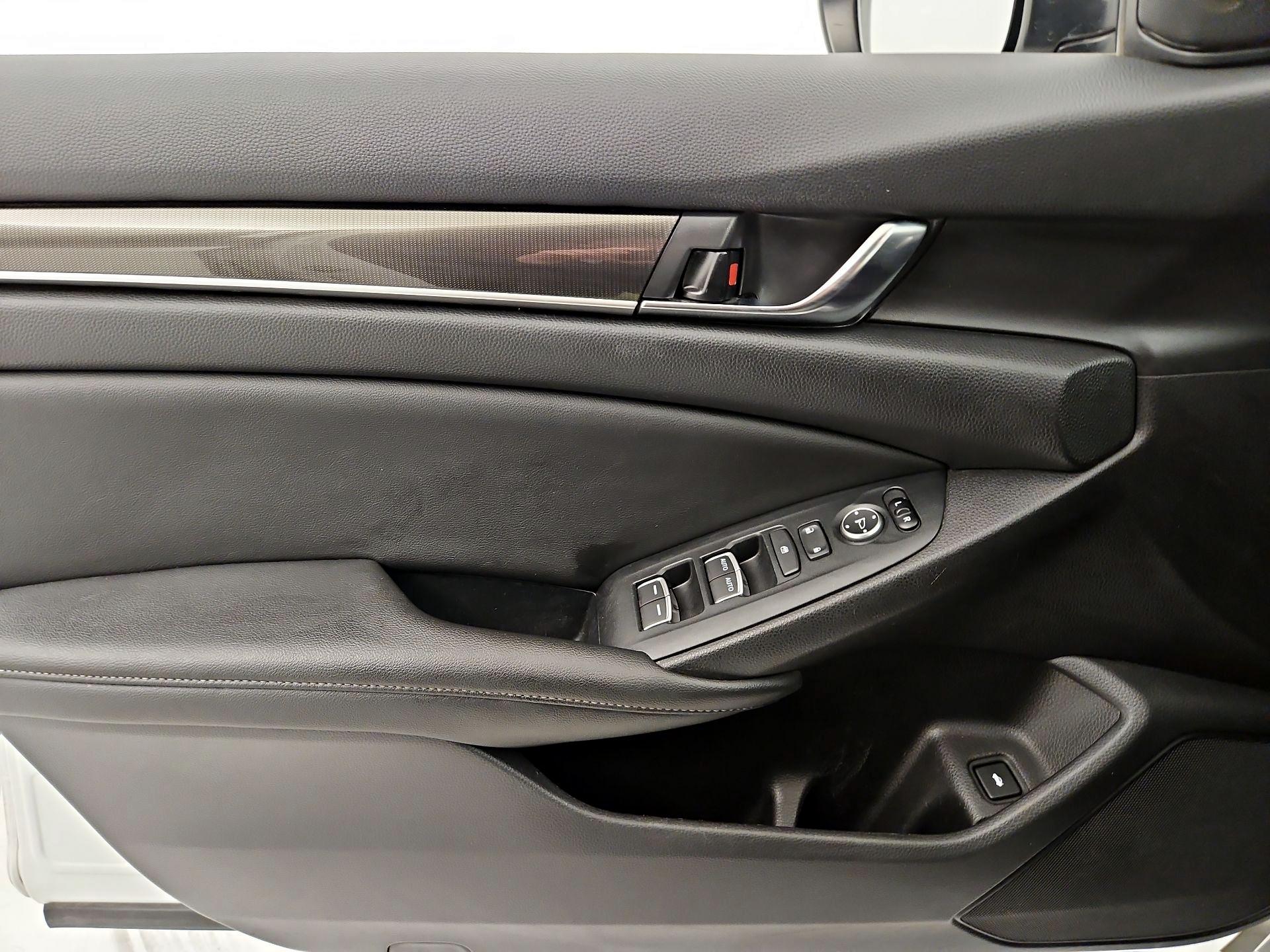 Thumbnail: 2020 Honda Accord - 12