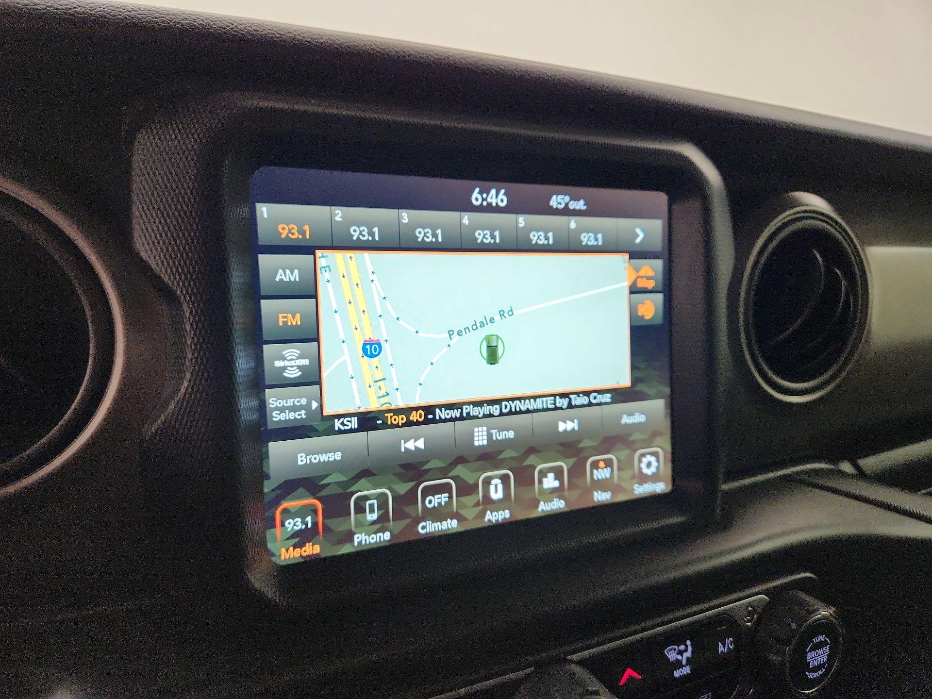 Thumbnail: 2021 Jeep Wrangler - 15