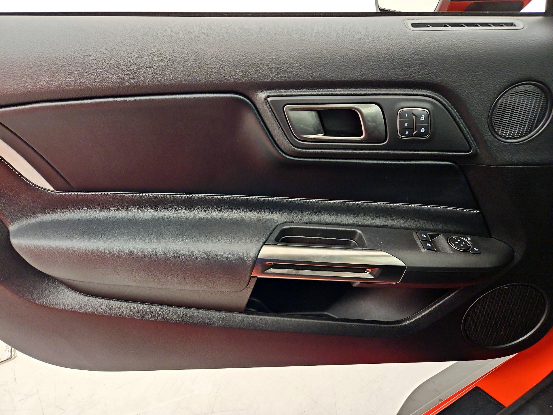 Thumbnail: 2022 Ford Mustang - 12