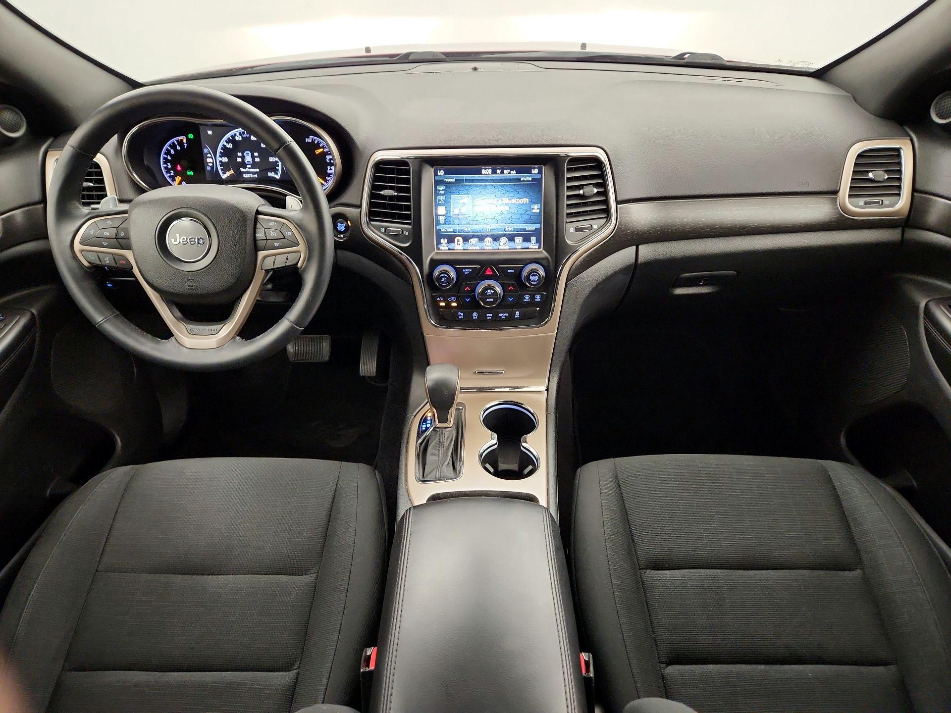 Thumbnail: 2017 Jeep Grand Cherokee - 9