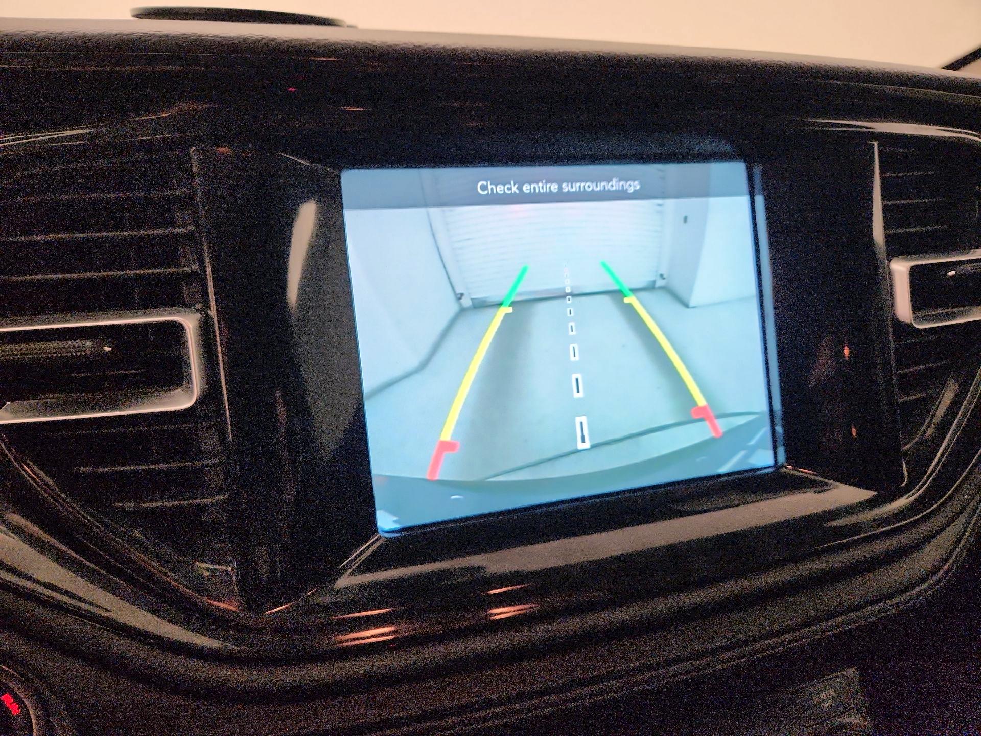 Thumbnail: 2022 Dodge Durango - 14