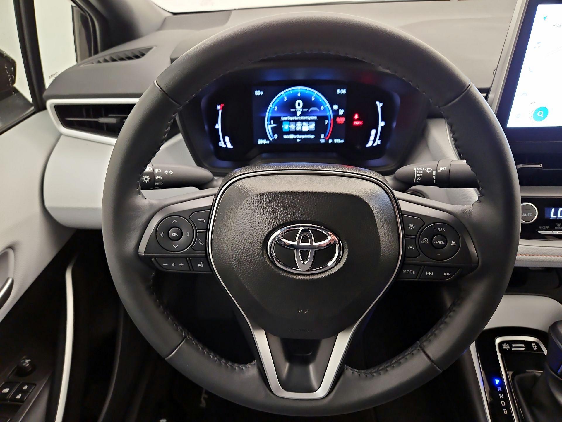 Thumbnail: 2025 Toyota Corolla - 10