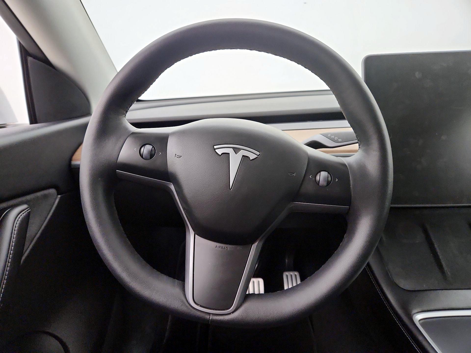 Thumbnail: 2022 Tesla Model Y - 10