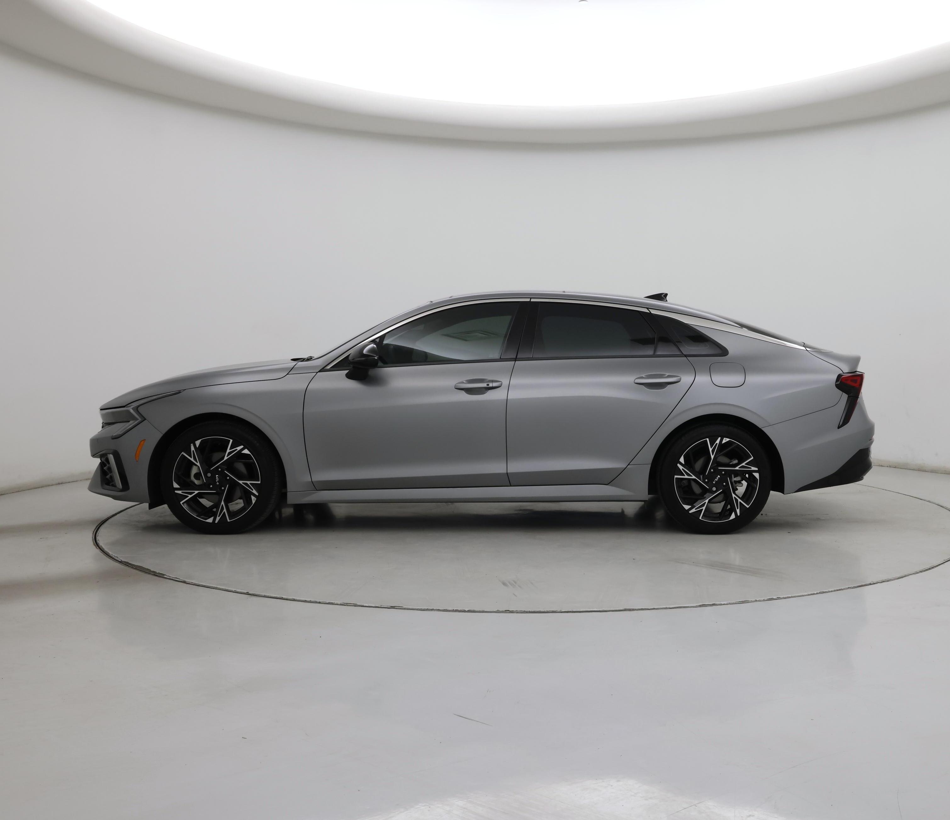 Thumbnail: 2025 Kia K5 - 3