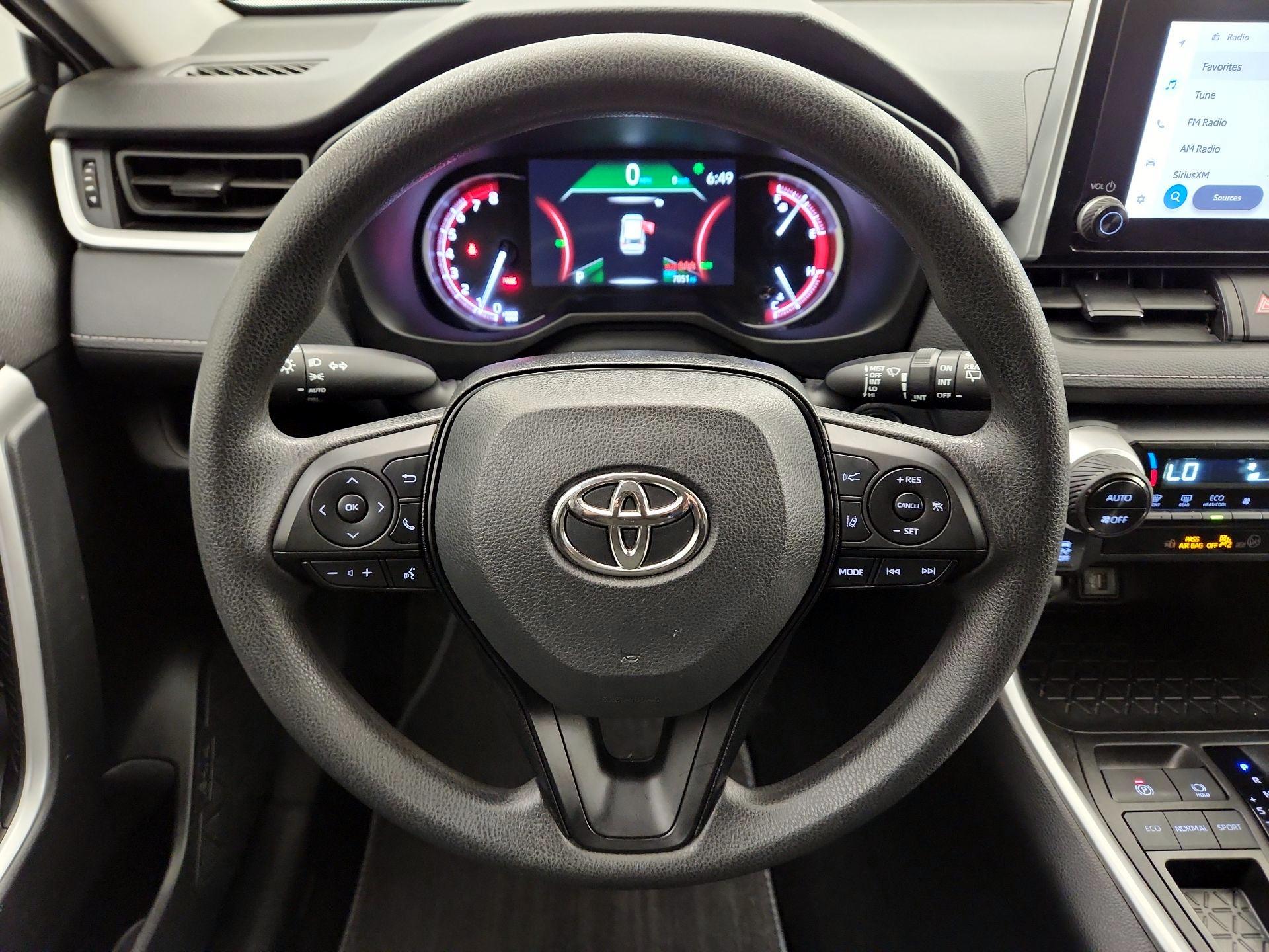 Thumbnail: 2023 Toyota RAV4 - 10