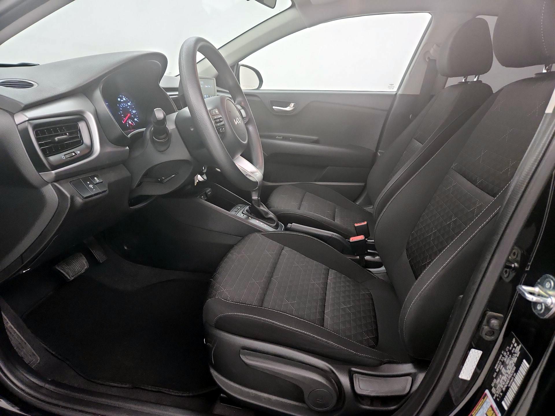 Thumbnail: 2023 Kia Rio - 11