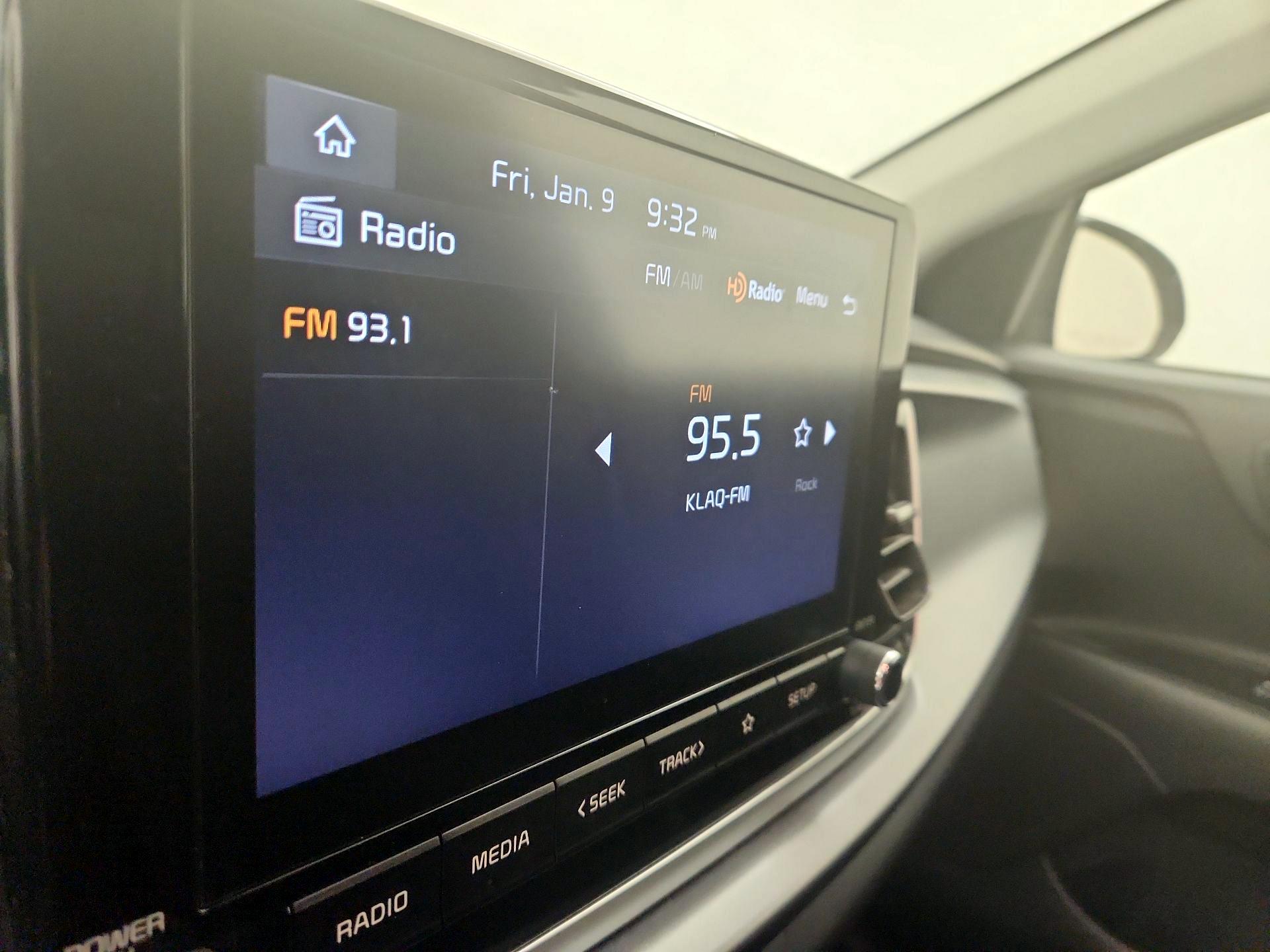 Thumbnail: 2023 Kia Rio - 15