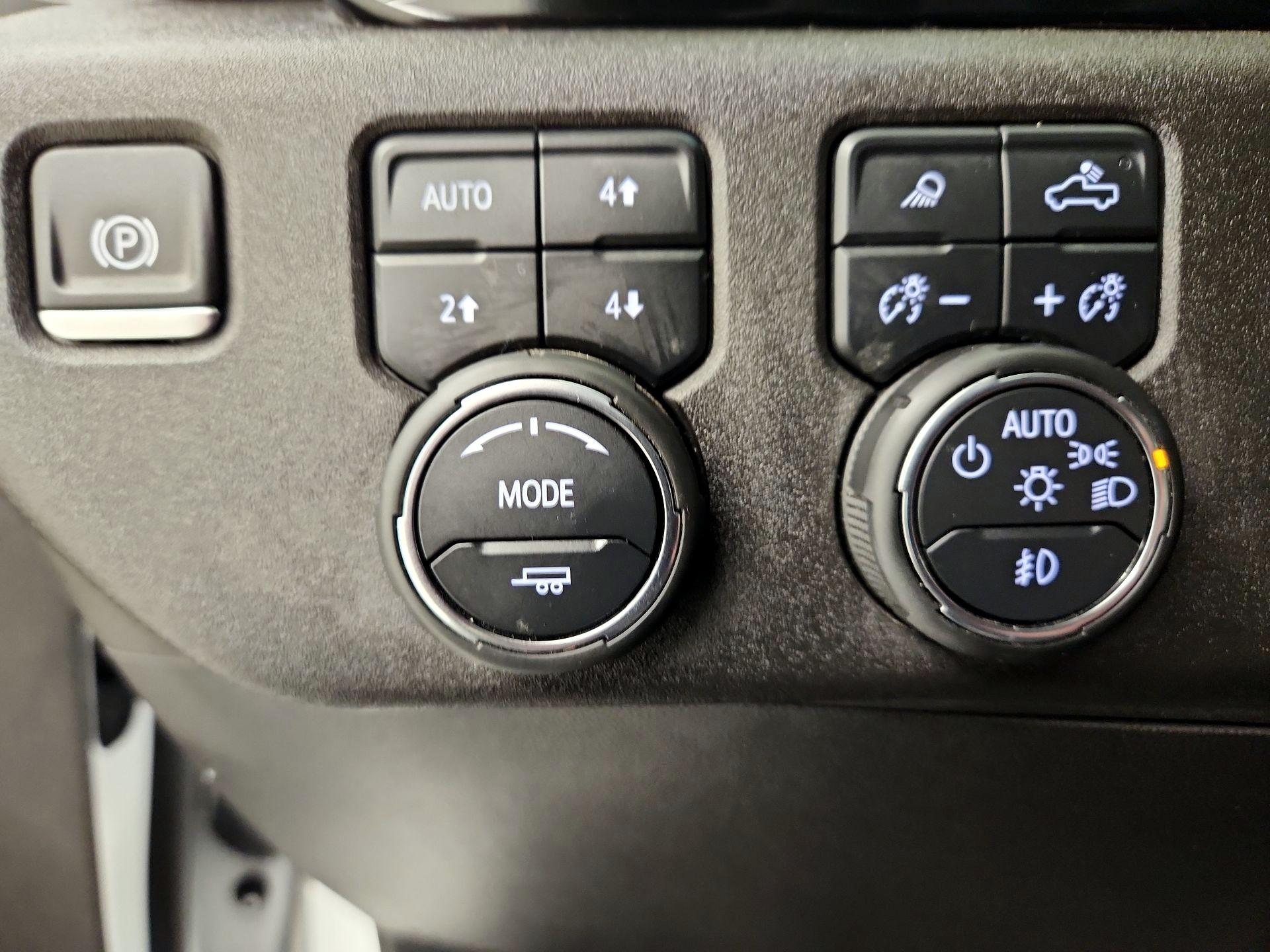 Thumbnail: 2024 Chevrolet Silverado 1500 - 13