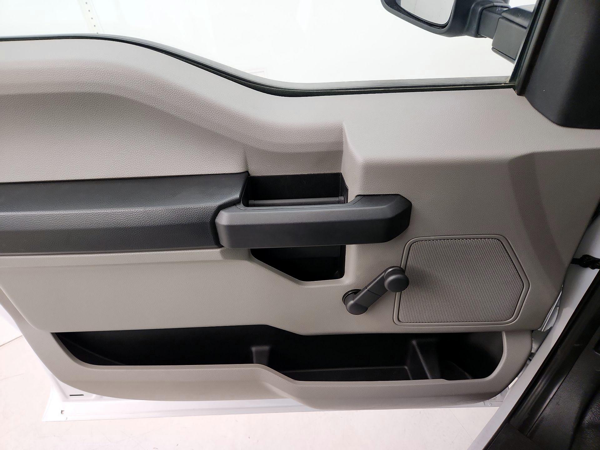 Thumbnail: 2022 Ford F-350 - 12