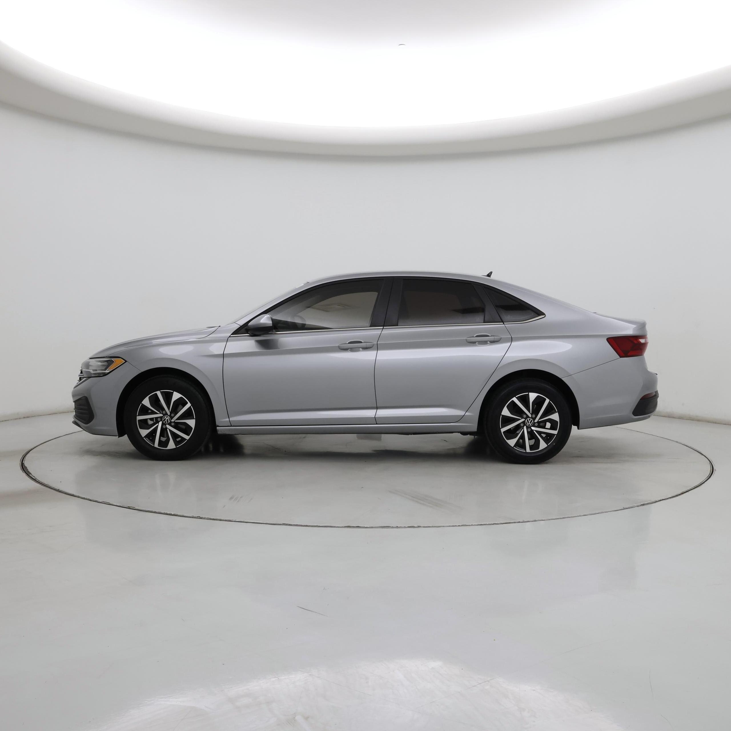 Thumbnail: 2024 Volkswagen Jetta - 3