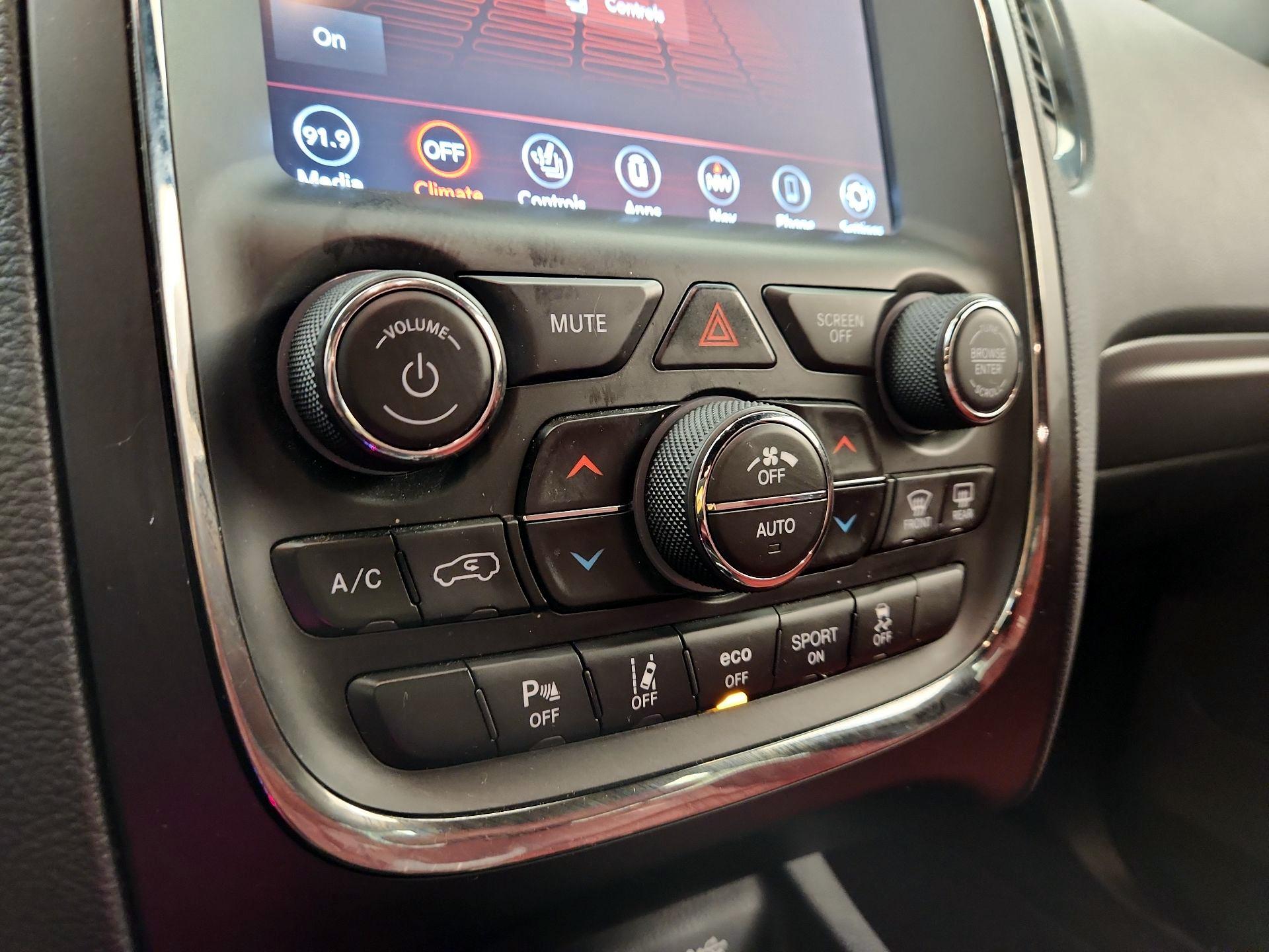 Thumbnail: 2020 Dodge Durango - 17