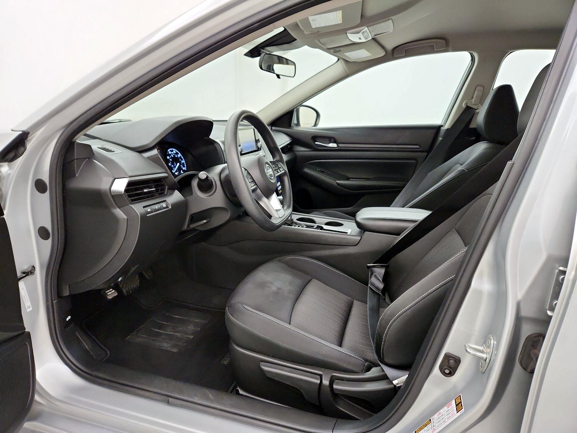 Thumbnail: 2021 Nissan Altima - 11