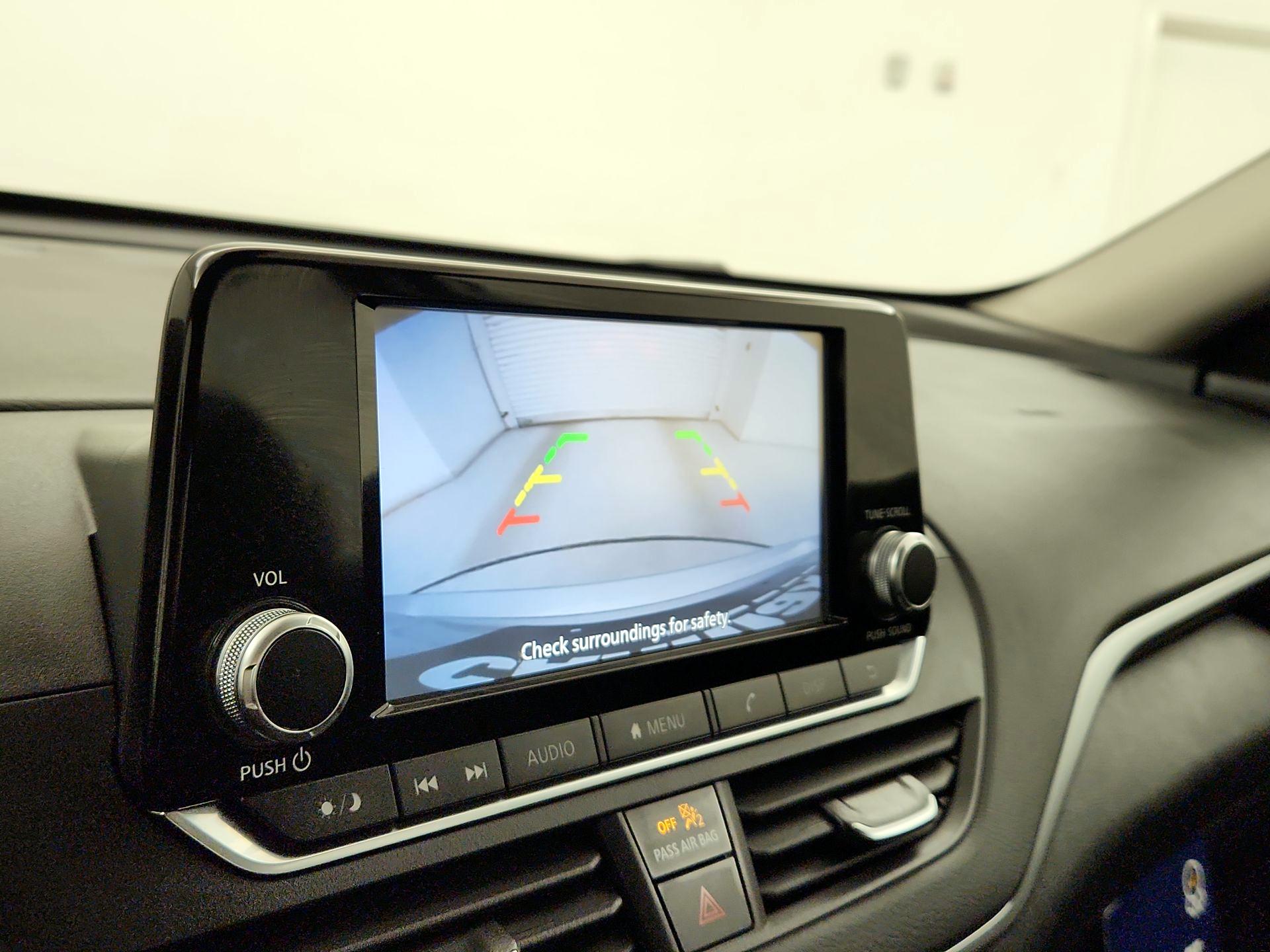 Thumbnail: 2021 Nissan Altima - 14