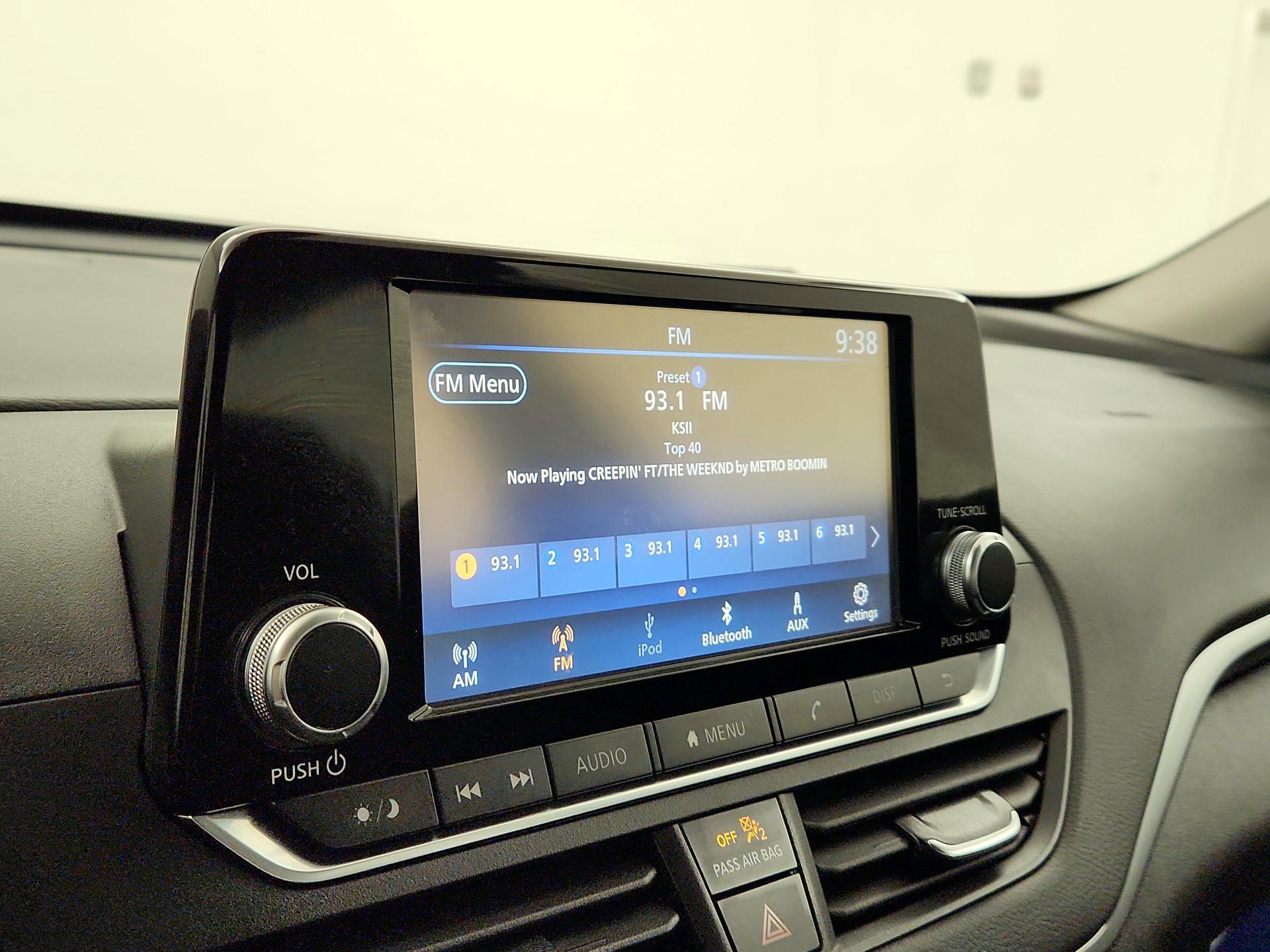 Thumbnail: 2021 Nissan Altima - 15