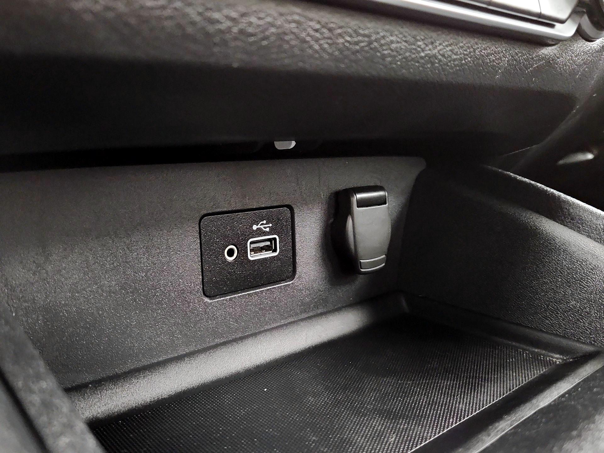 Thumbnail: 2021 Nissan Altima - 18