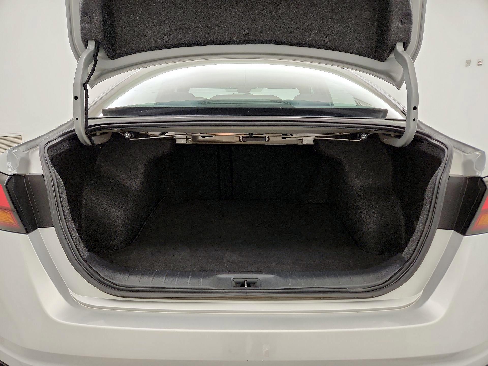 Thumbnail: 2021 Nissan Altima - 20