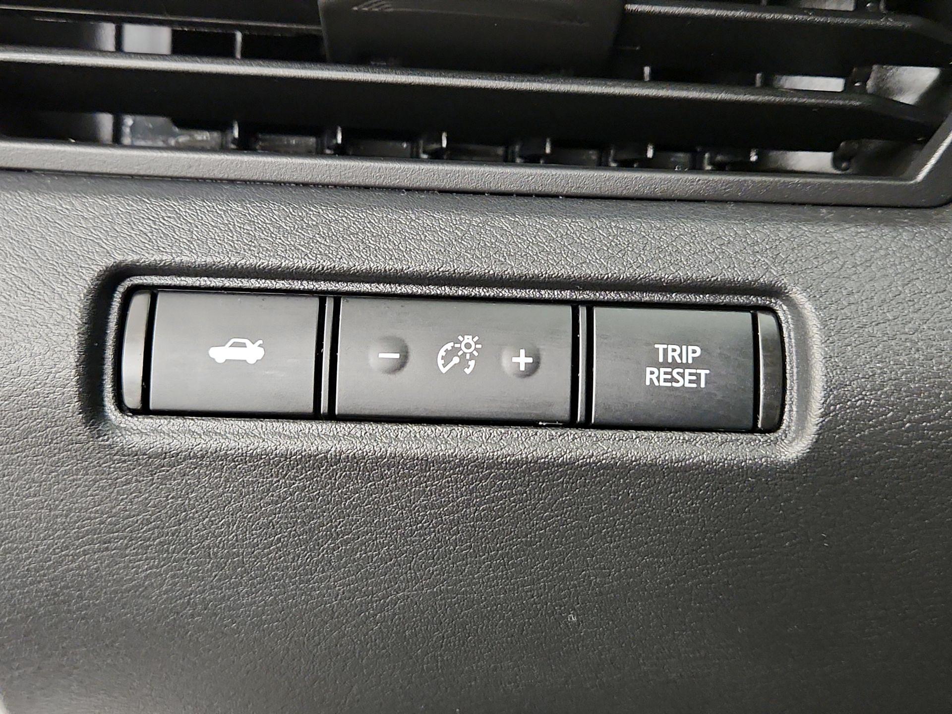 Thumbnail: 2021 Nissan Altima - 13