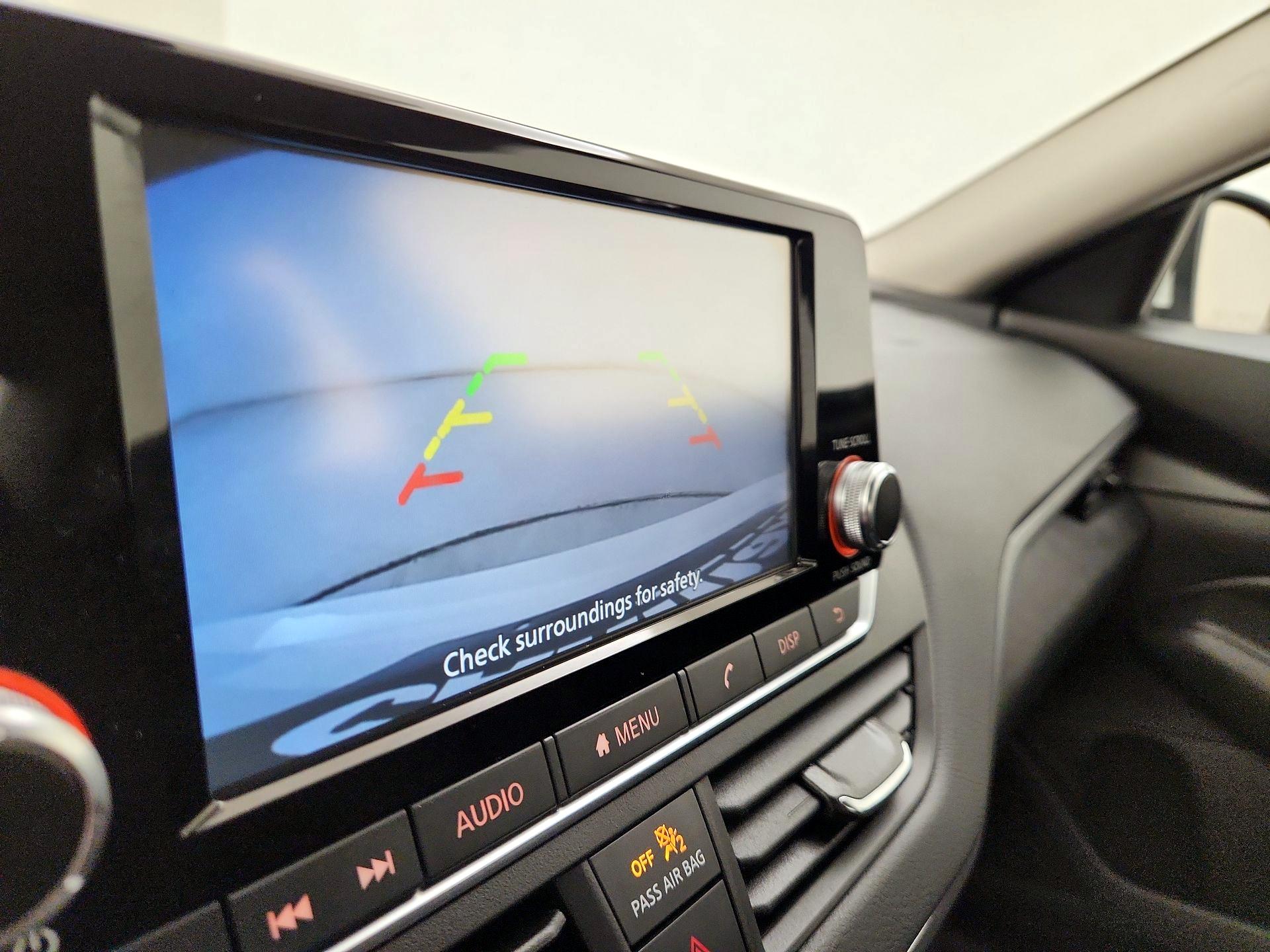 Thumbnail: 2021 Nissan Altima - 14