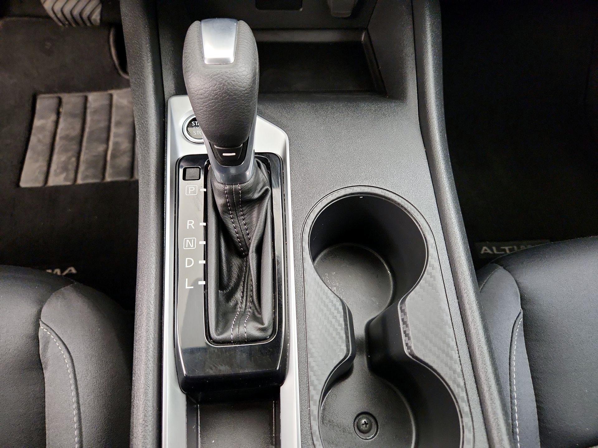 Thumbnail: 2021 Nissan Altima - 17