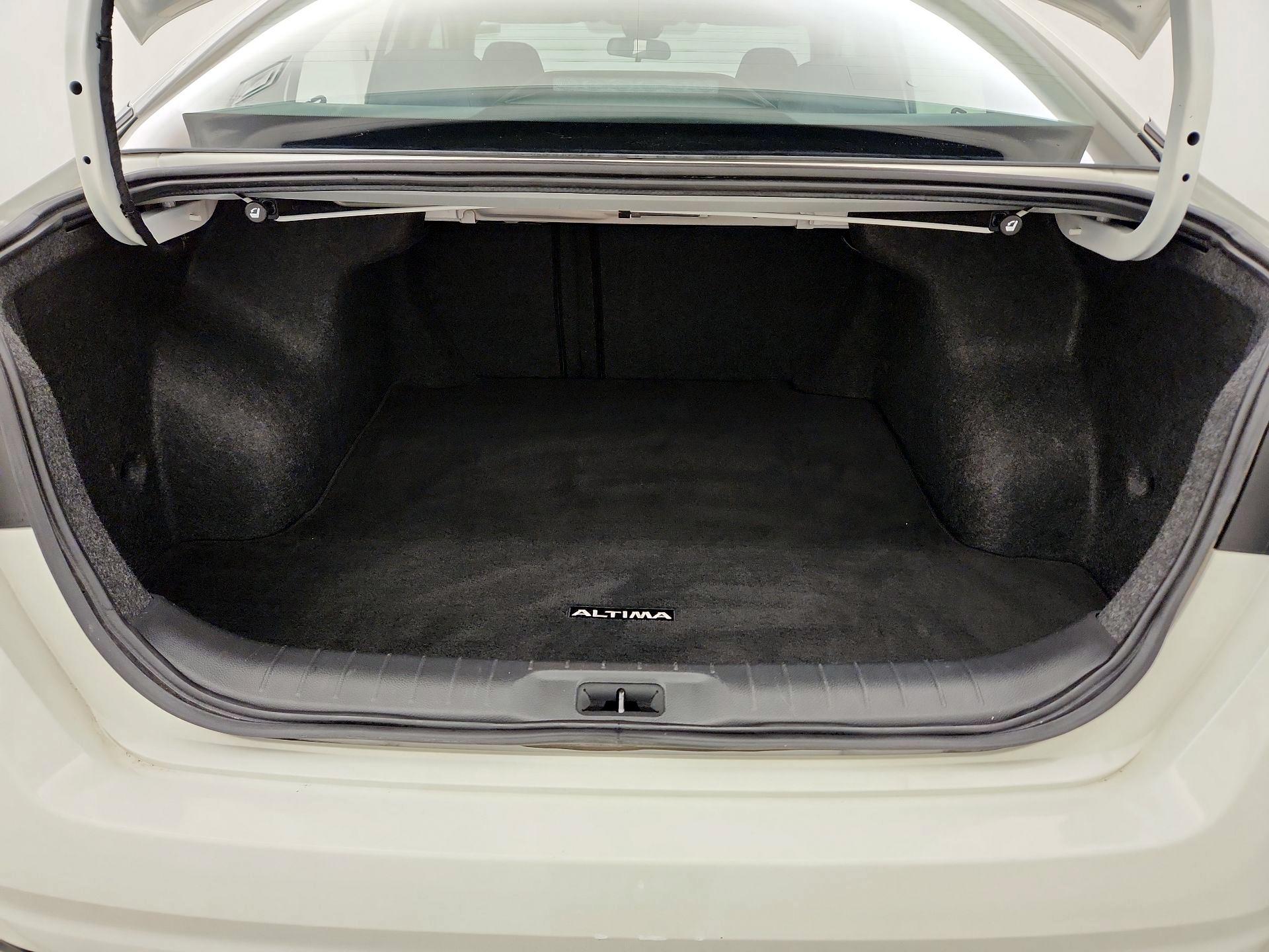 Thumbnail: 2021 Nissan Altima - 20