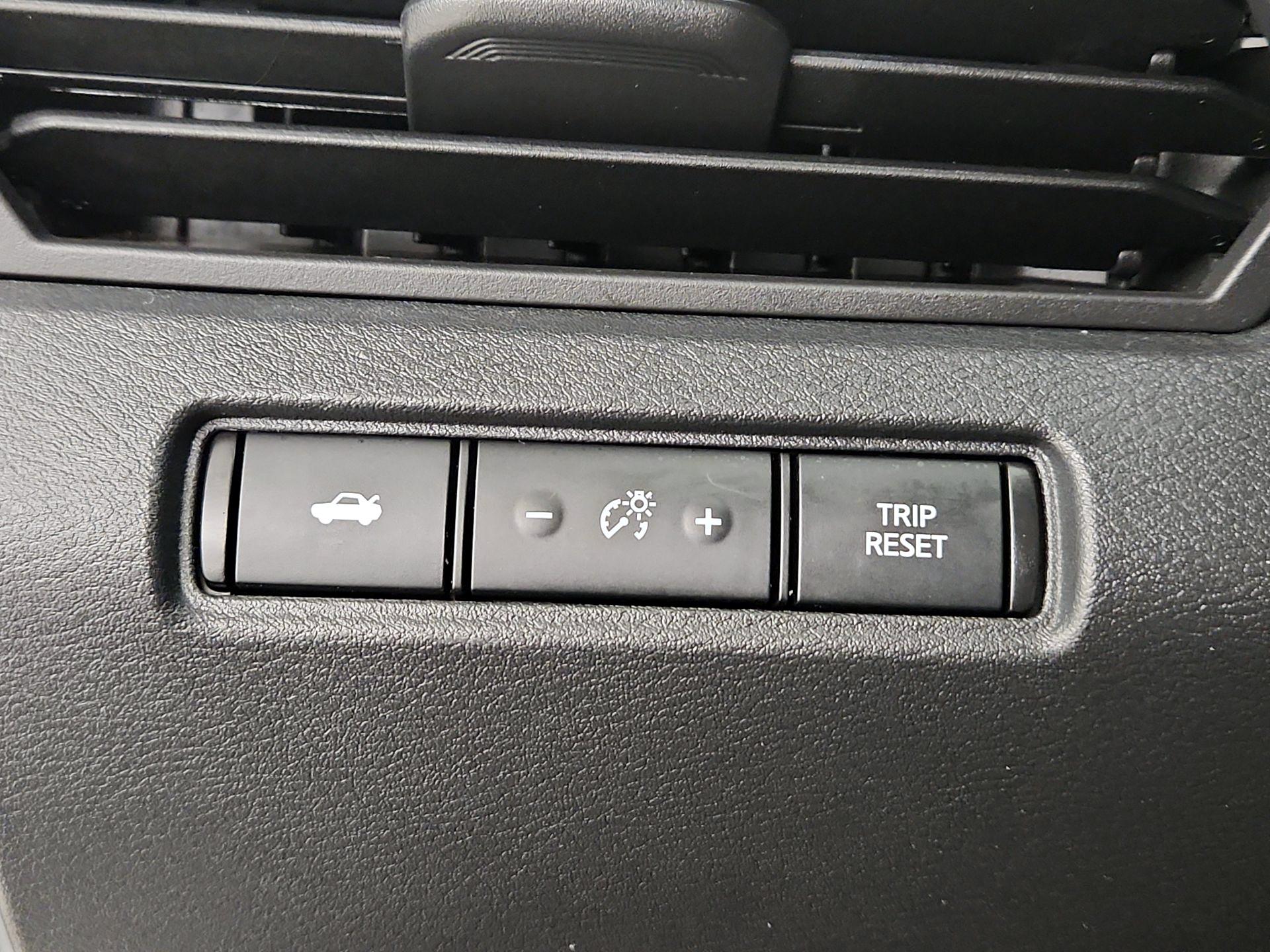 Thumbnail: 2021 Nissan Altima - 13