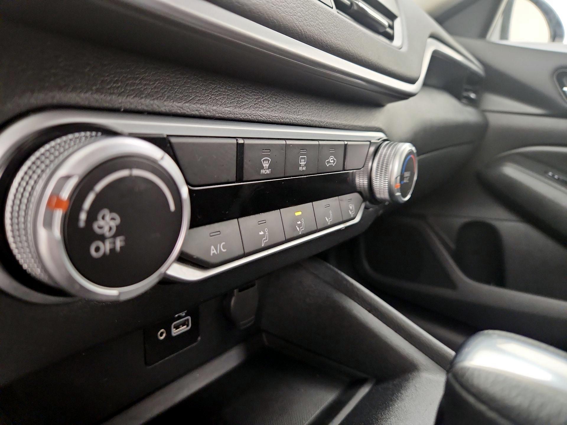 Thumbnail: 2021 Nissan Altima - 16