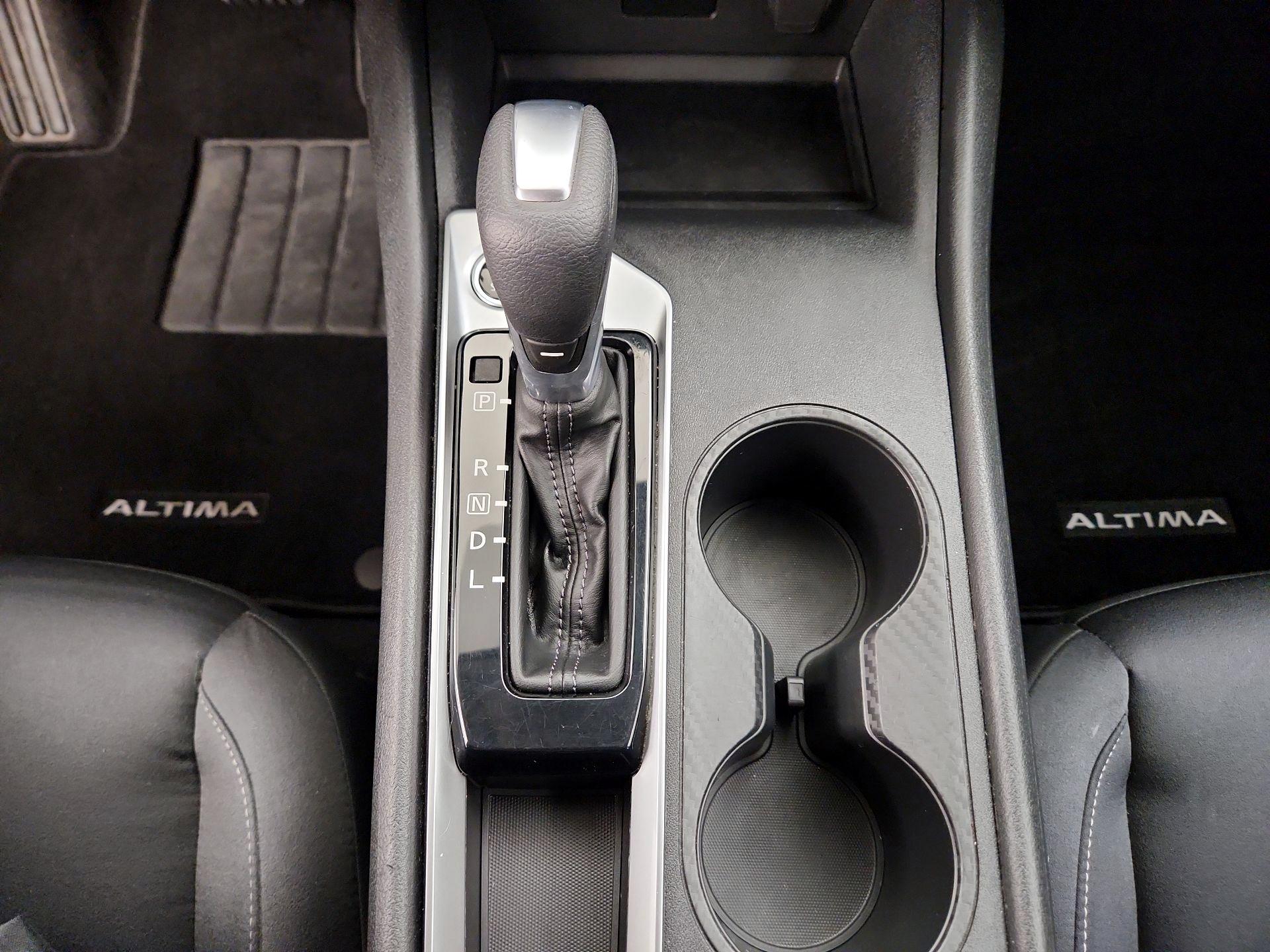 Thumbnail: 2021 Nissan Altima - 17